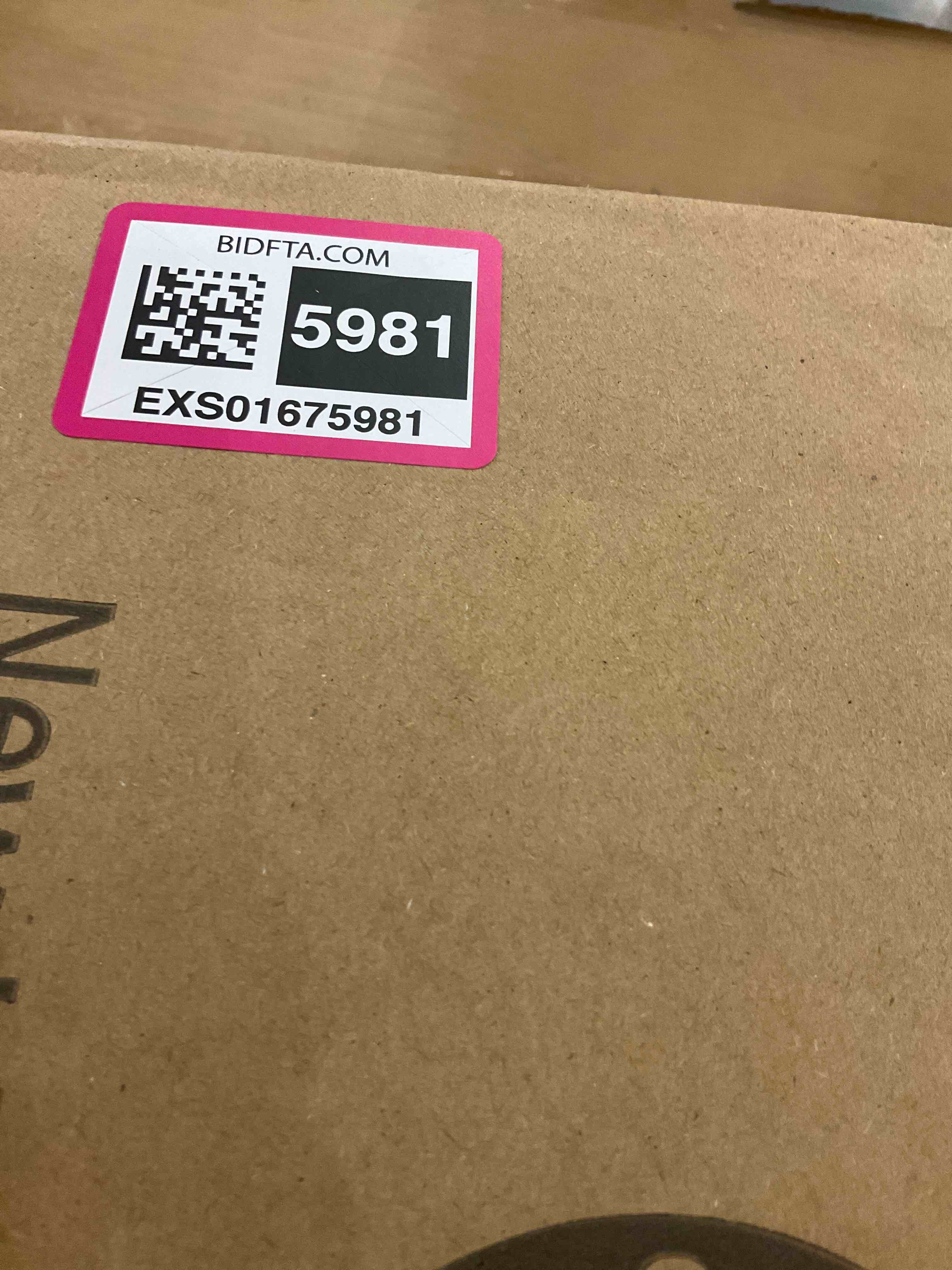 https://s3.amazonaws.com/lotting-images-prod/BargainHunt/EXS01675981_1713965394714.jpeg