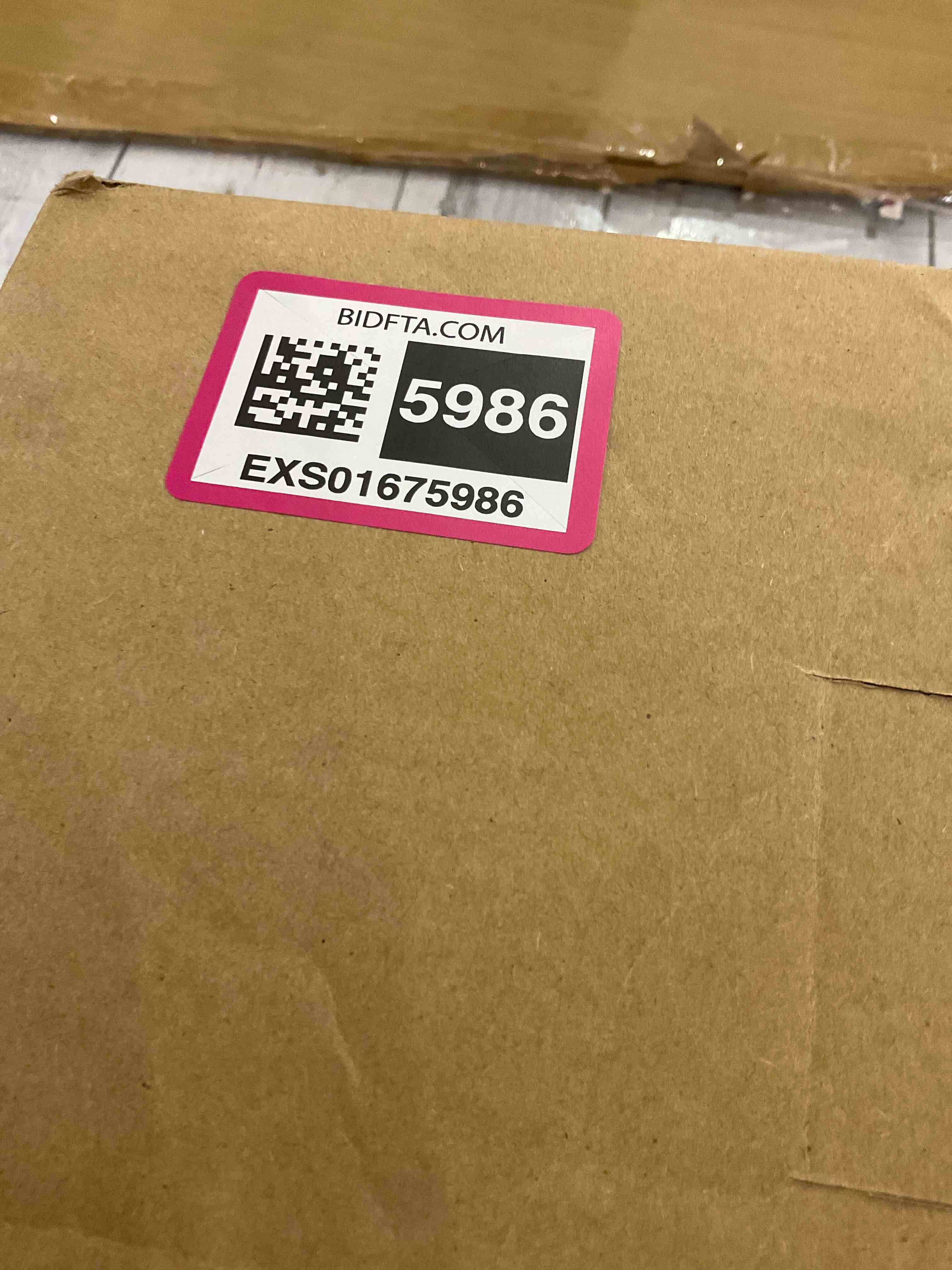 https://s3.amazonaws.com/lotting-images-prod/BargainHunt/EXS01675986_1713965846581.jpeg