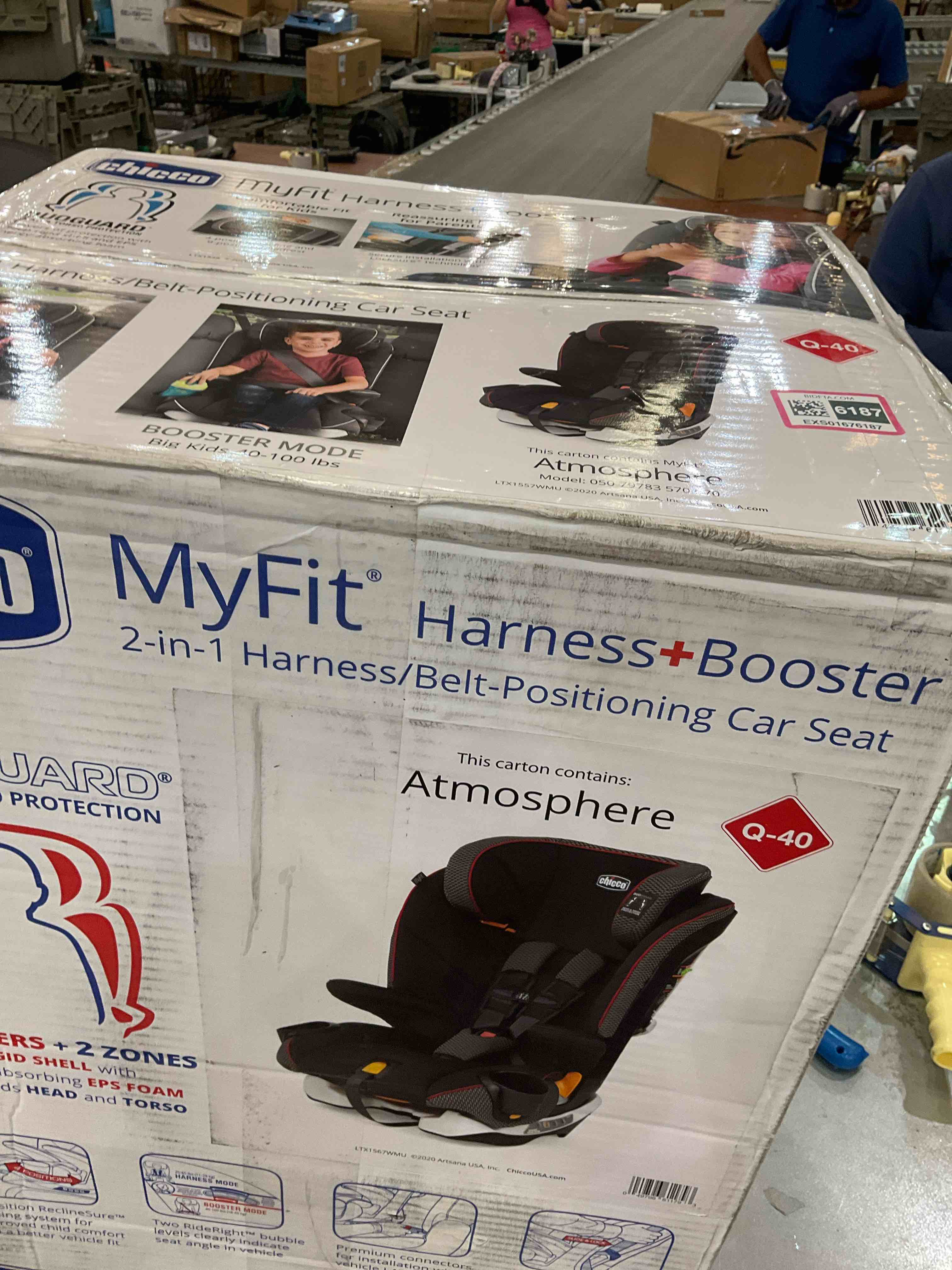 Chicco MyFit Harness + Booster Car Seat, 5Point Harness Car Seat and