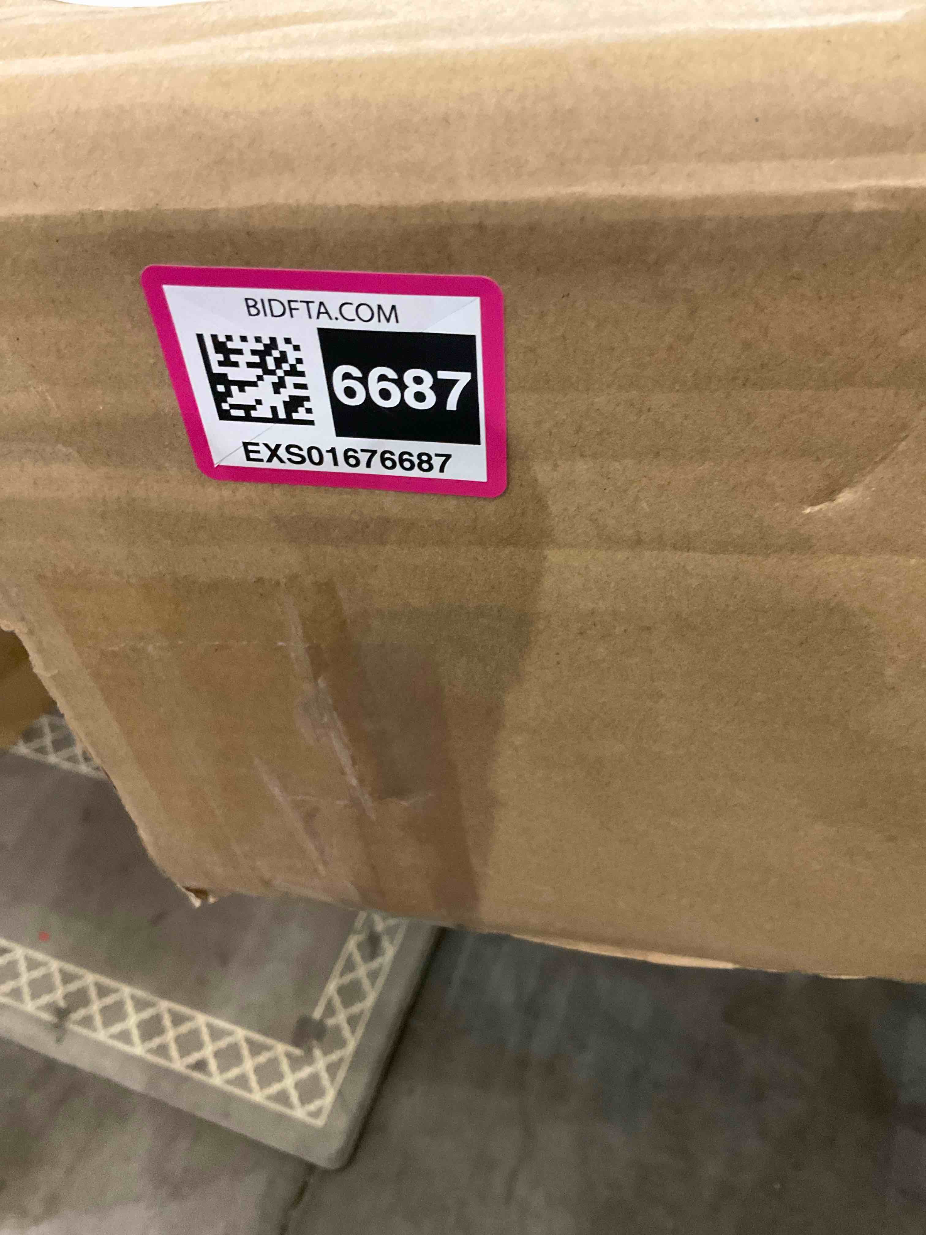 https://s3.amazonaws.com/lotting-images-prod/BargainHunt/EXS01676687_1714054913637.jpeg