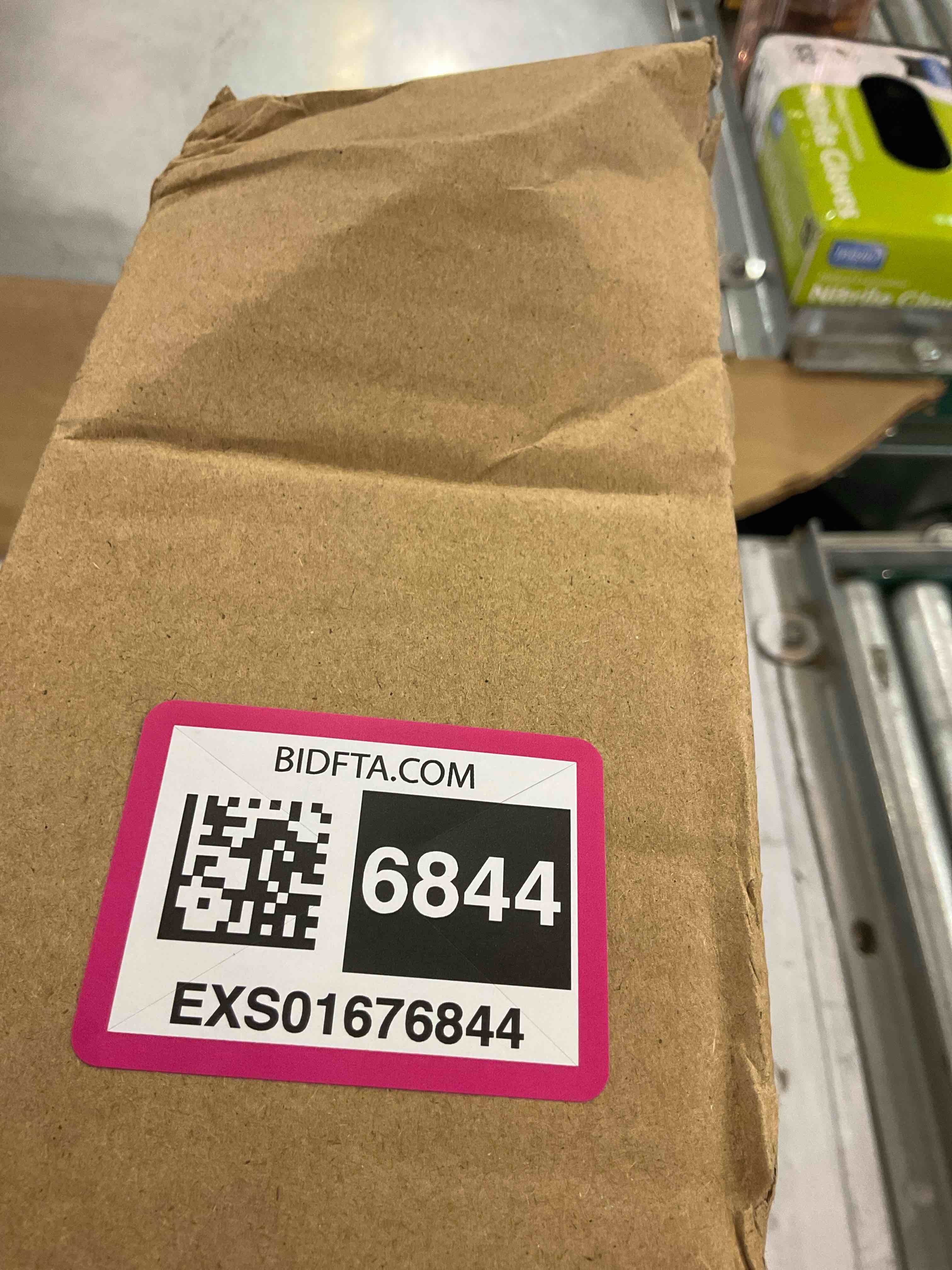 https://s3.amazonaws.com/lotting-images-prod/BargainHunt/EXS01676844_1714143284561.jpeg