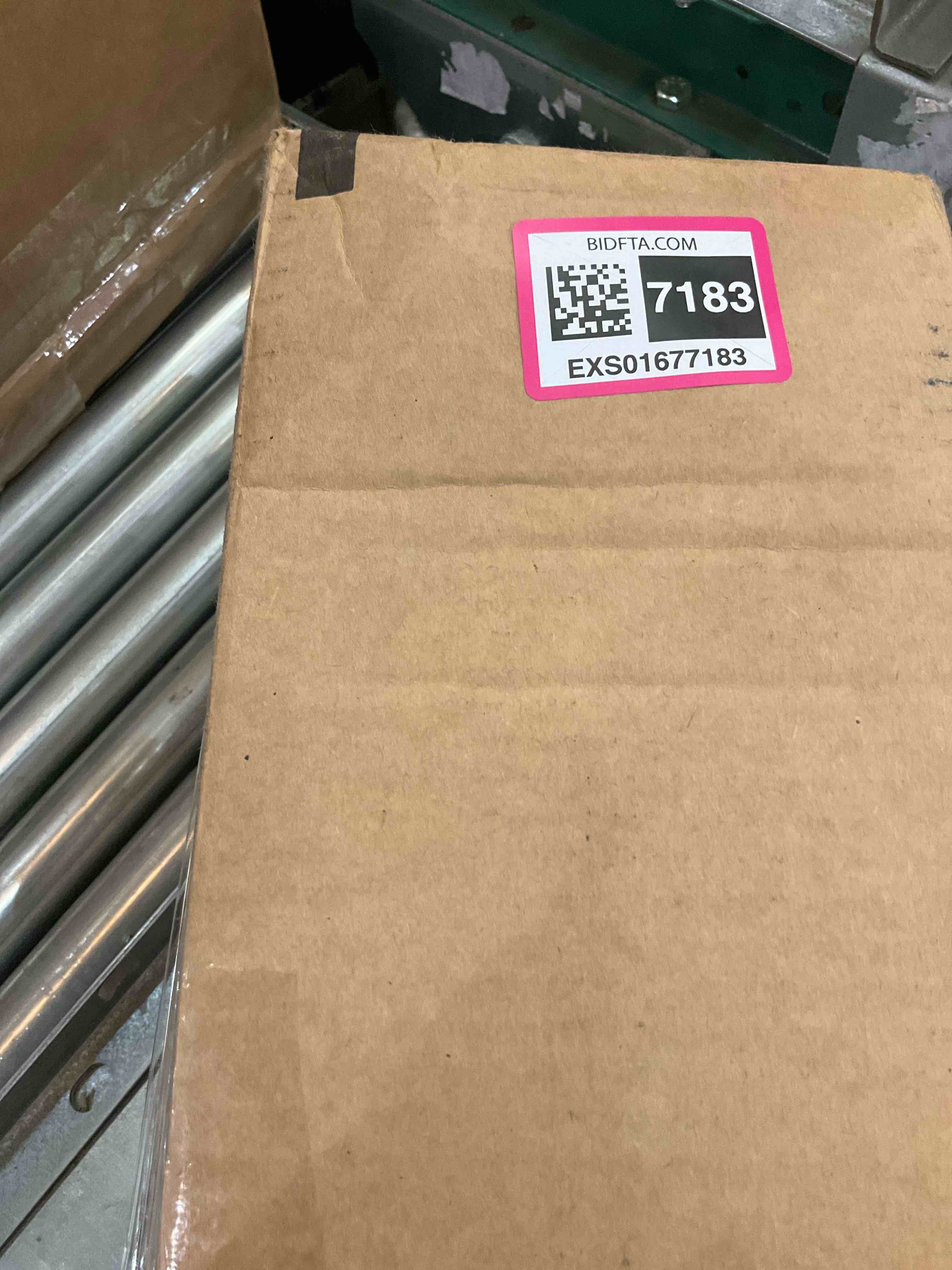 https://s3.amazonaws.com/lotting-images-prod/BargainHunt/EXS01677183_1714065901851.jpeg