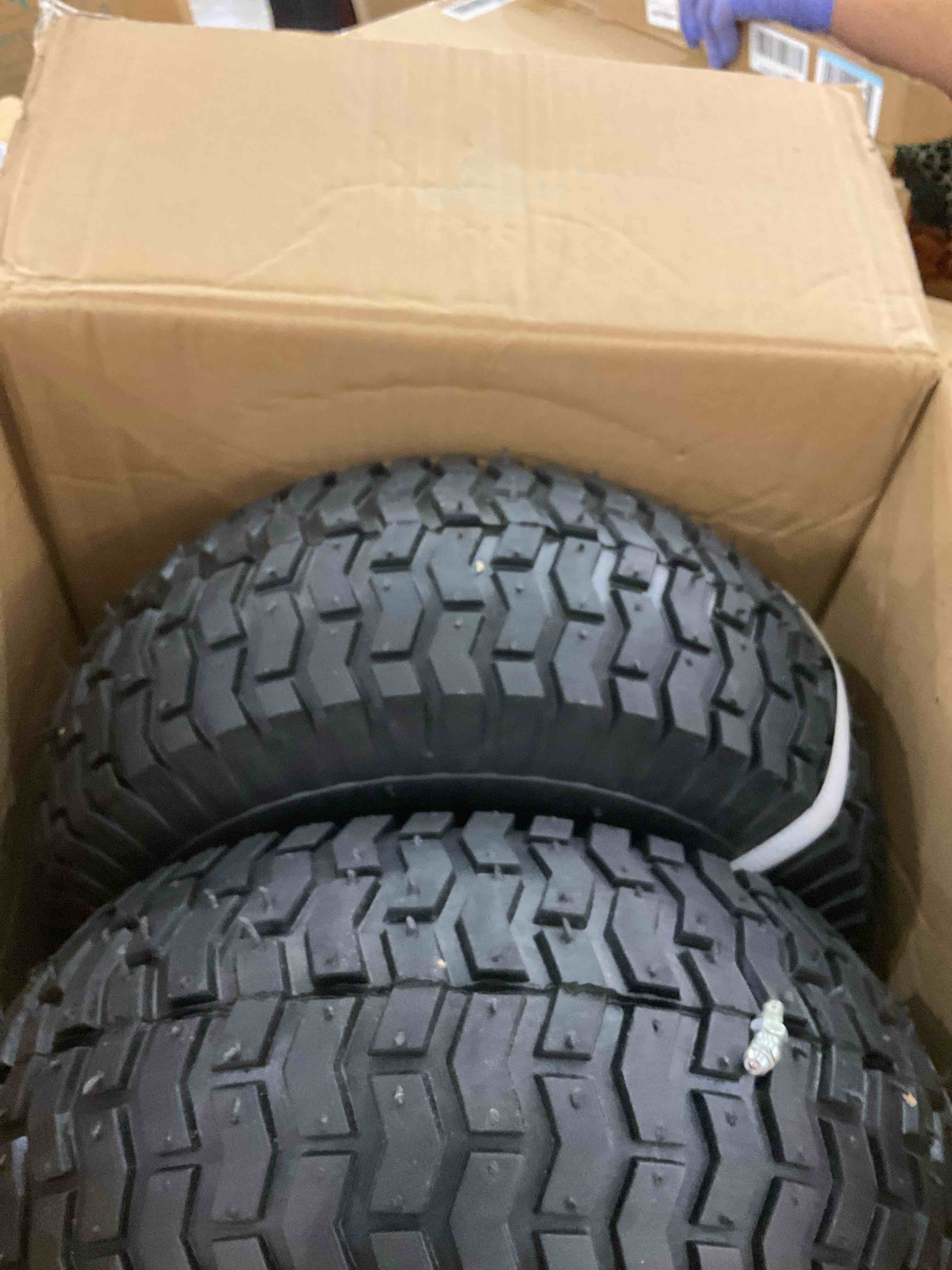 https://s3.amazonaws.com/lotting-images-prod/BargainHunt/EXS01677438_1714485231424.jpeg