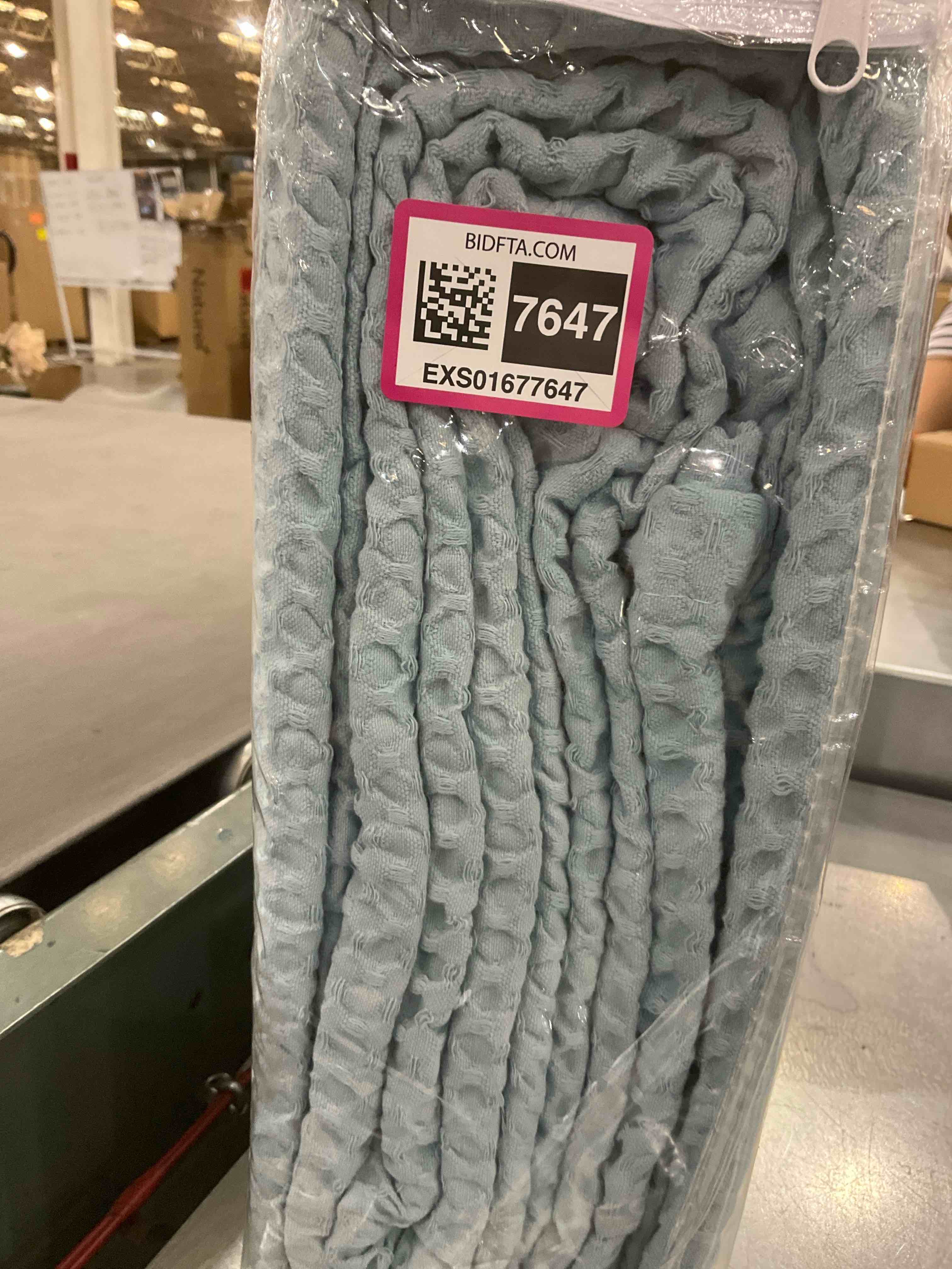 https://s3.amazonaws.com/lotting-images-prod/BargainHunt/EXS01677647_1714067730144.jpeg