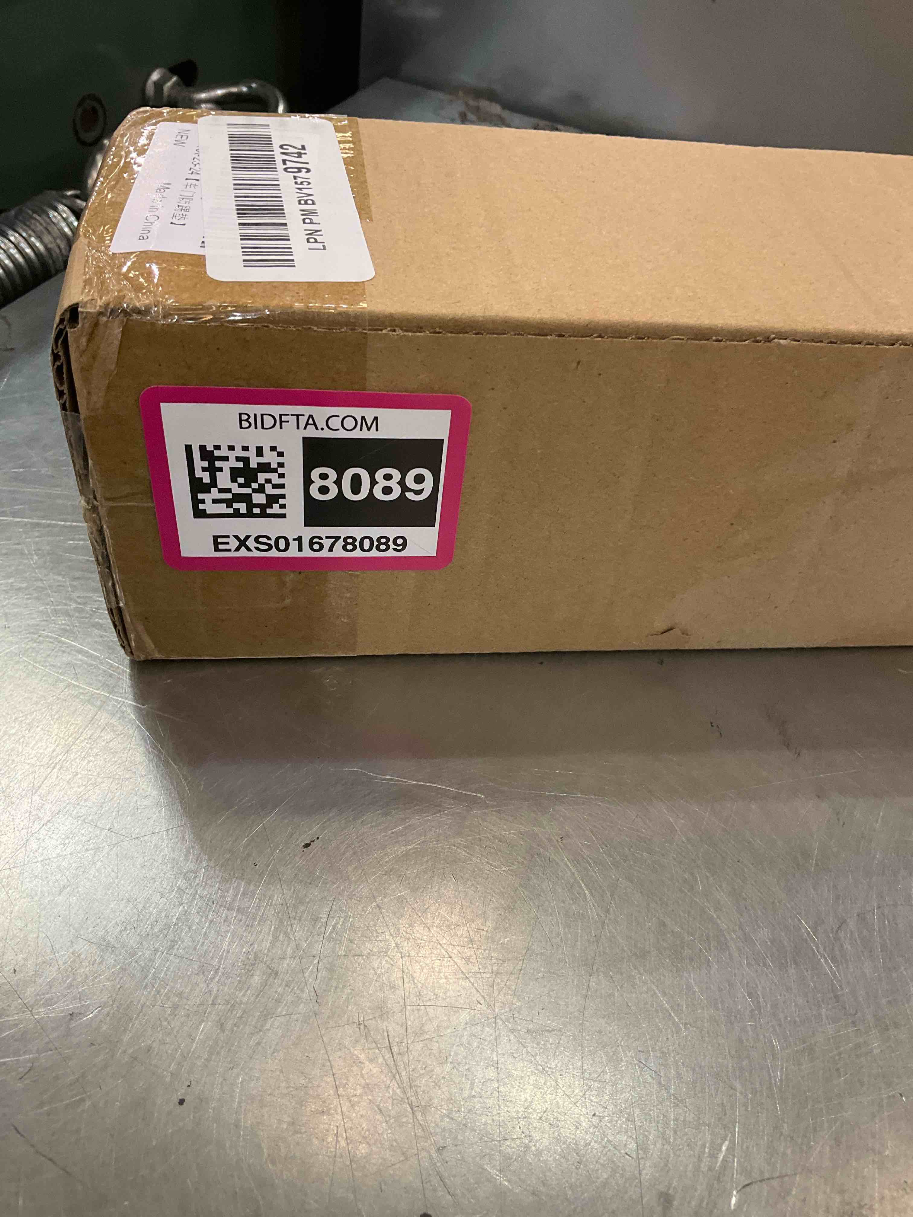 https://s3.amazonaws.com/lotting-images-prod/BargainHunt/EXS01678089_1714411265553.jpeg