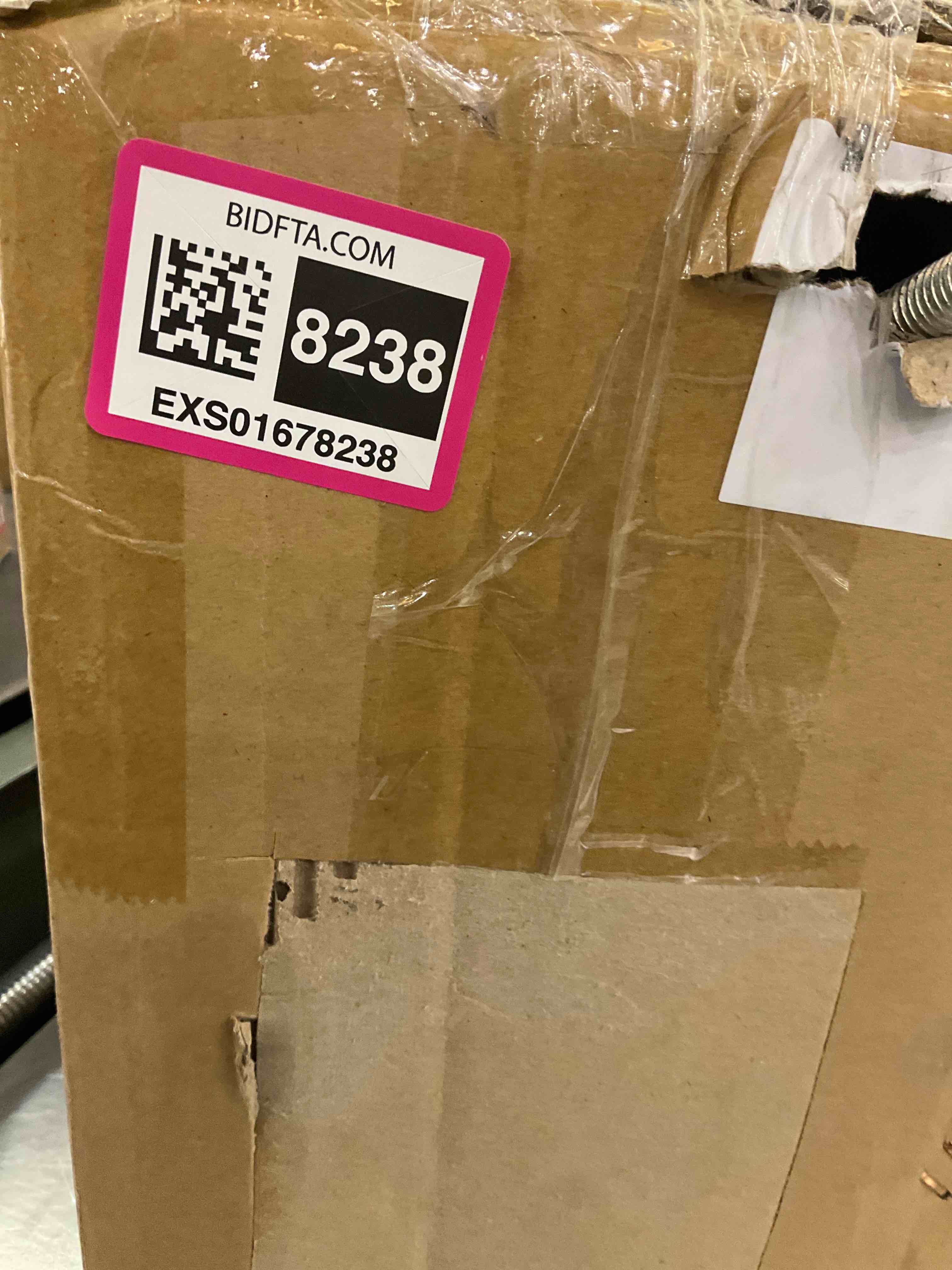 https://s3.amazonaws.com/lotting-images-prod/BargainHunt/EXS01678238_1714487067096.jpeg