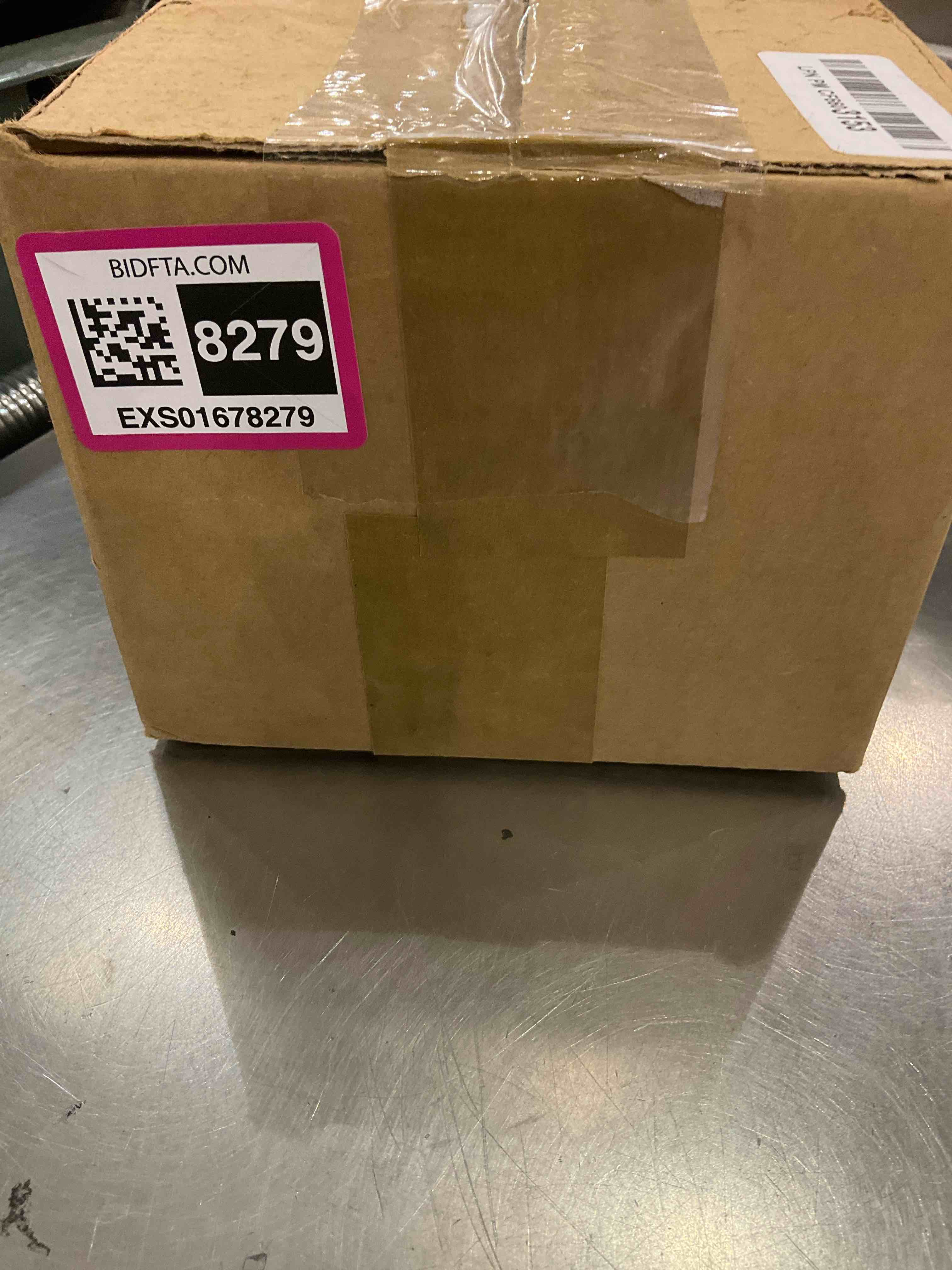 https://s3.amazonaws.com/lotting-images-prod/BargainHunt/EXS01678279_1714490622351.jpeg