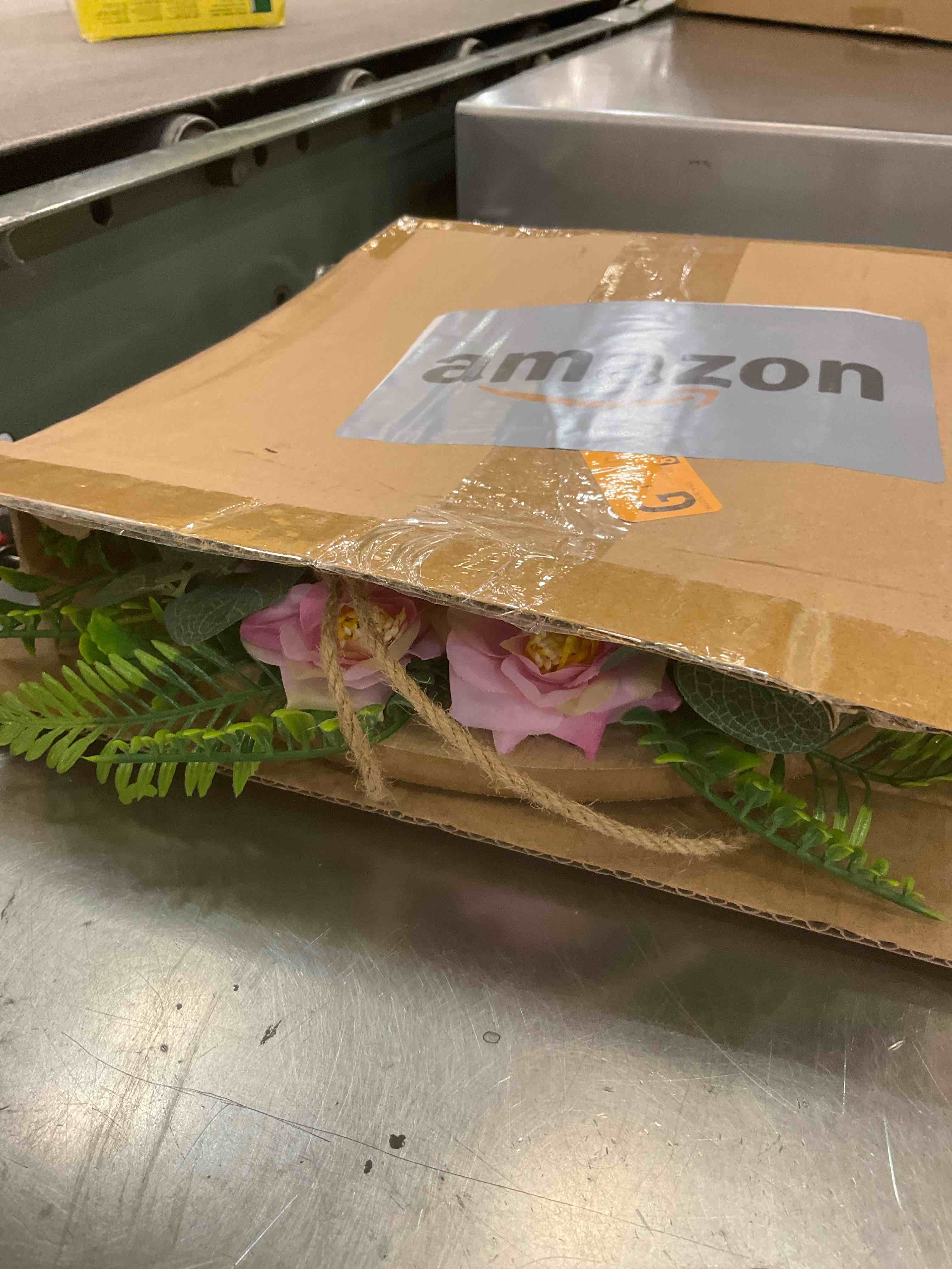 https://s3.amazonaws.com/lotting-images-prod/BargainHunt/EXS01678489_1714582938985.jpeg