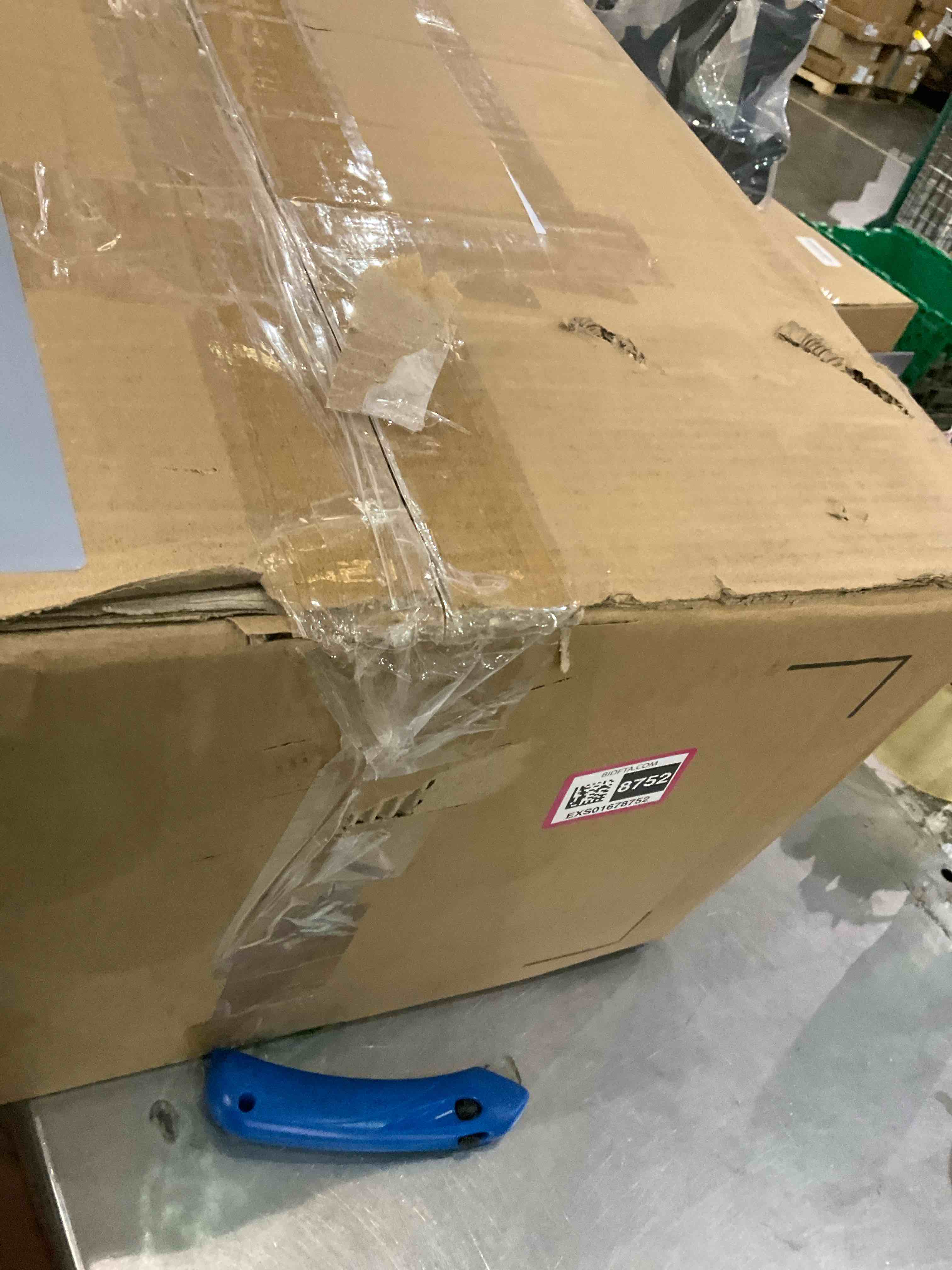 https://s3.amazonaws.com/lotting-images-prod/BargainHunt/EXS01678752_1714048403713.jpeg