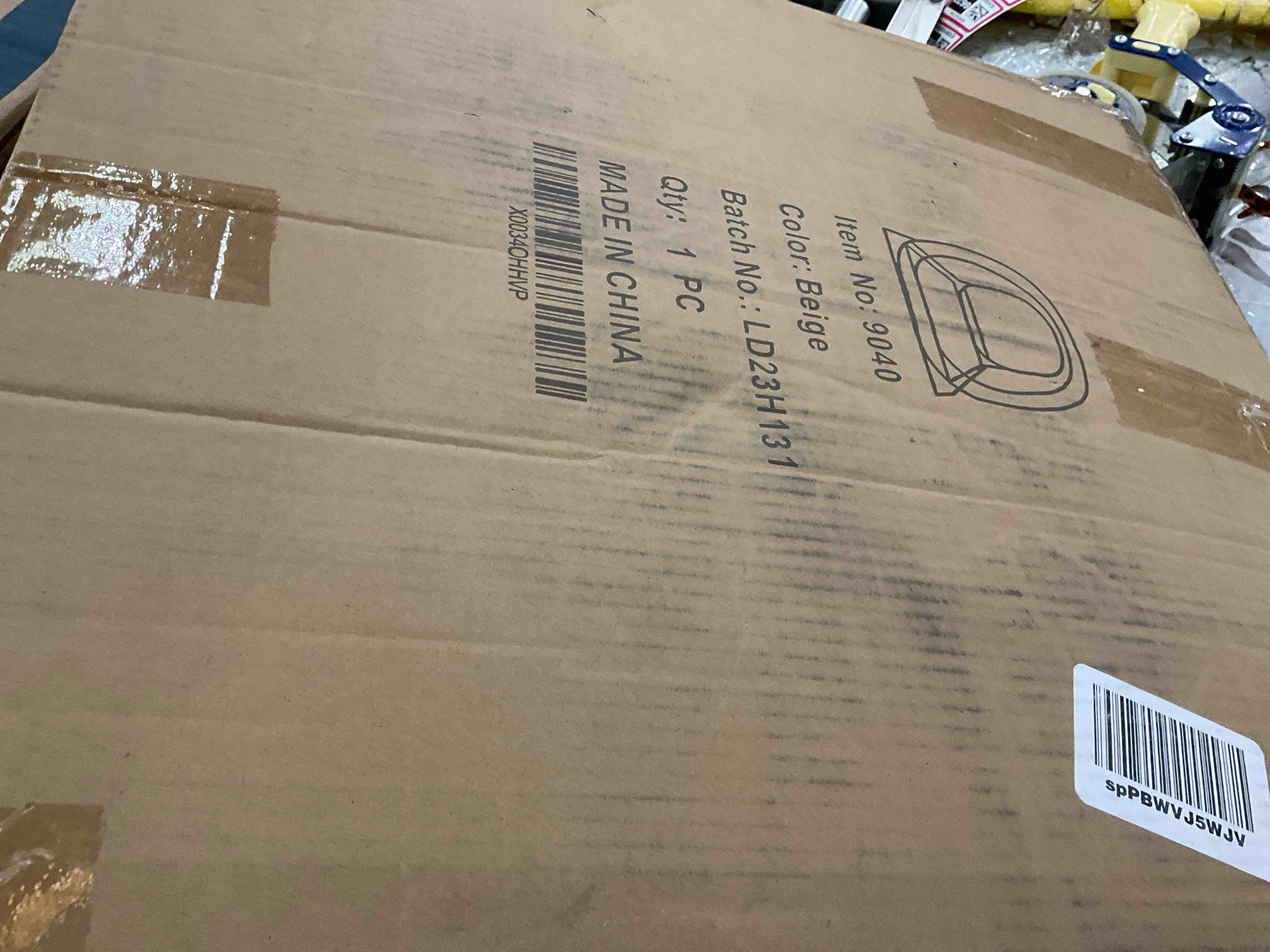 https://s3.amazonaws.com/lotting-images-prod/BargainHunt/EXS01678940_1714144902490.jpeg