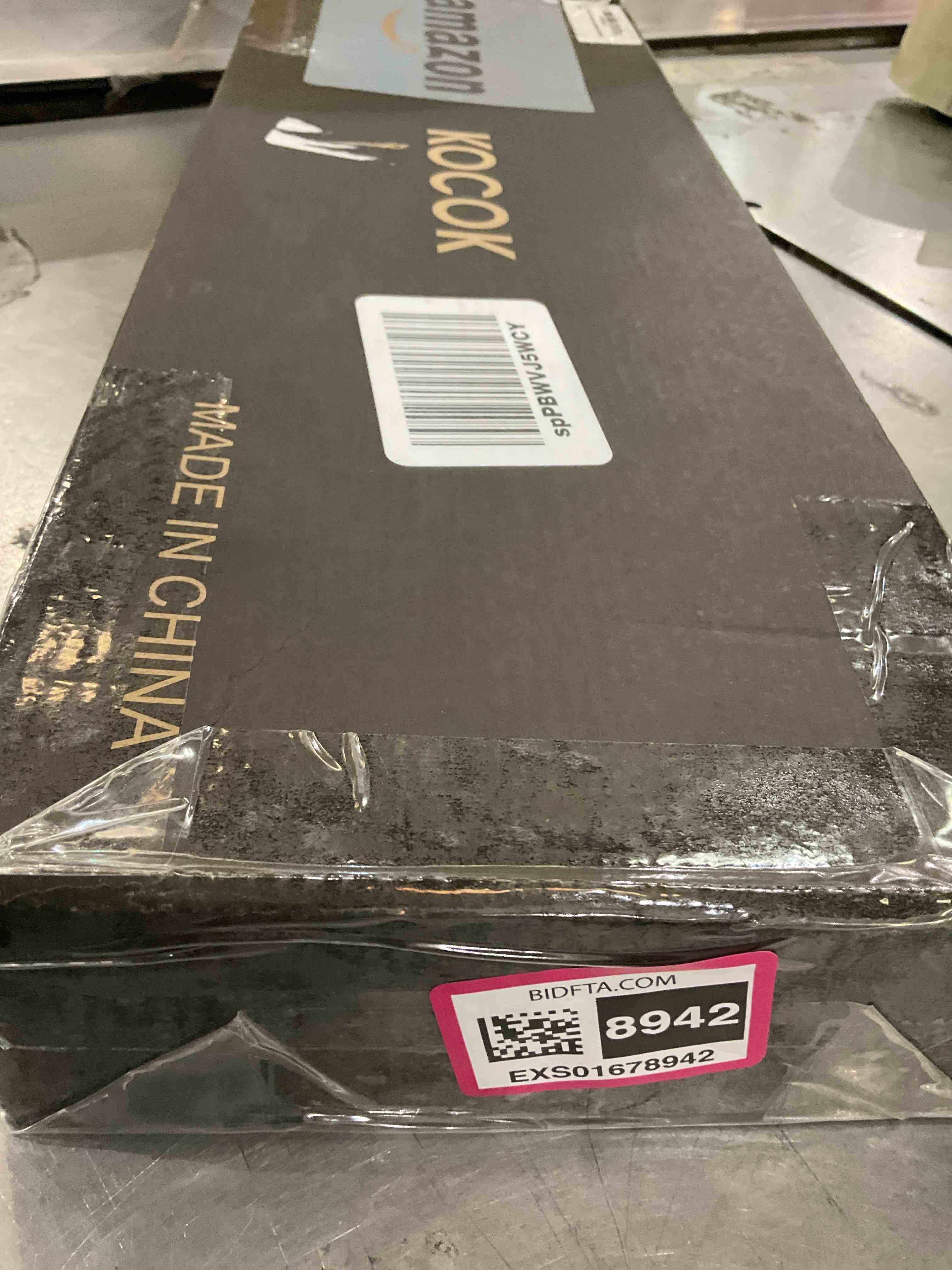 https://s3.amazonaws.com/lotting-images-prod/BargainHunt/EXS01678942_1714145064056.jpeg