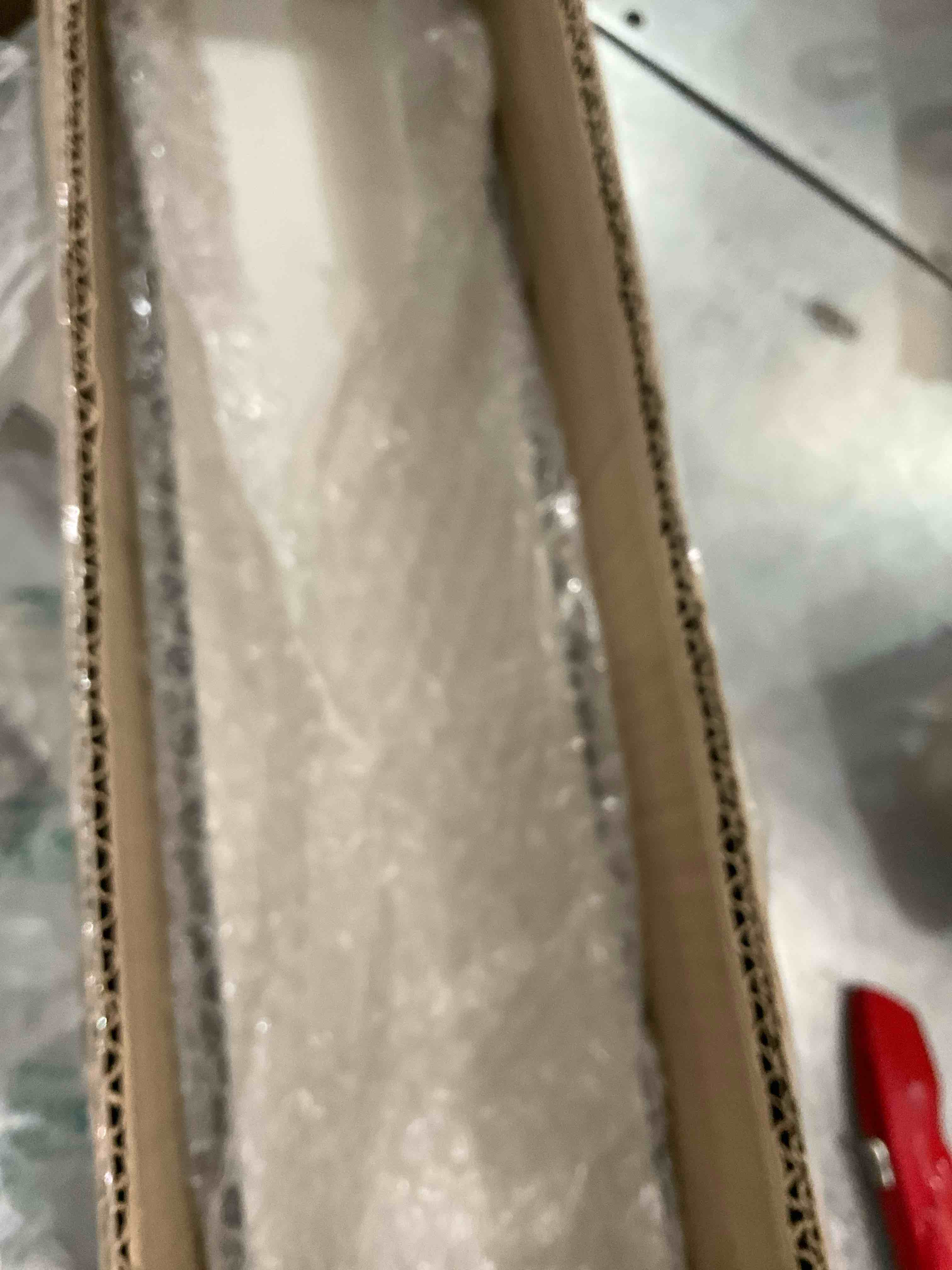 https://s3.amazonaws.com/lotting-images-prod/BargainHunt/EXS01678943_1714145133040.jpeg