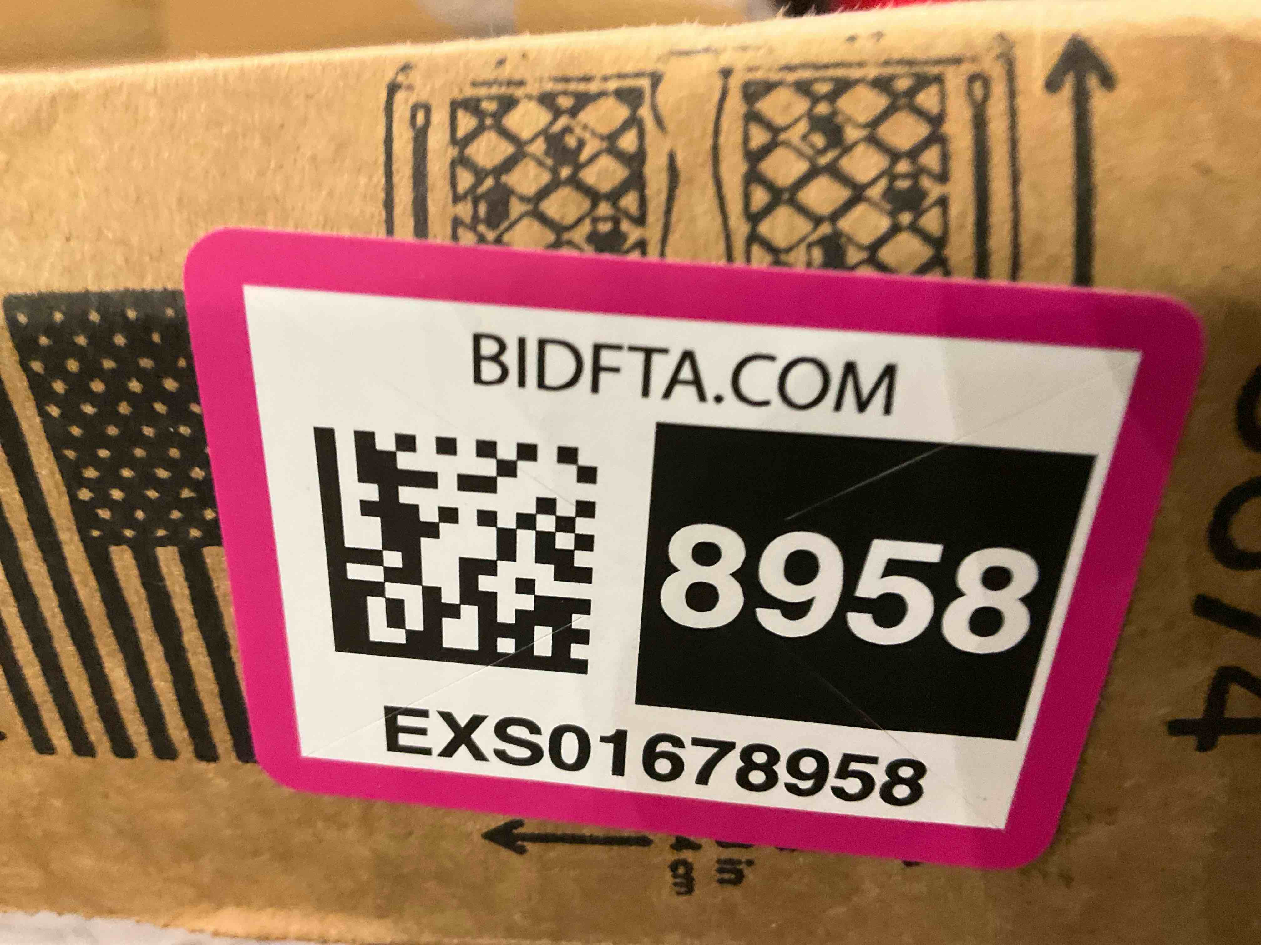 https://s3.amazonaws.com/lotting-images-prod/BargainHunt/EXS01678958_1714150377579.jpeg