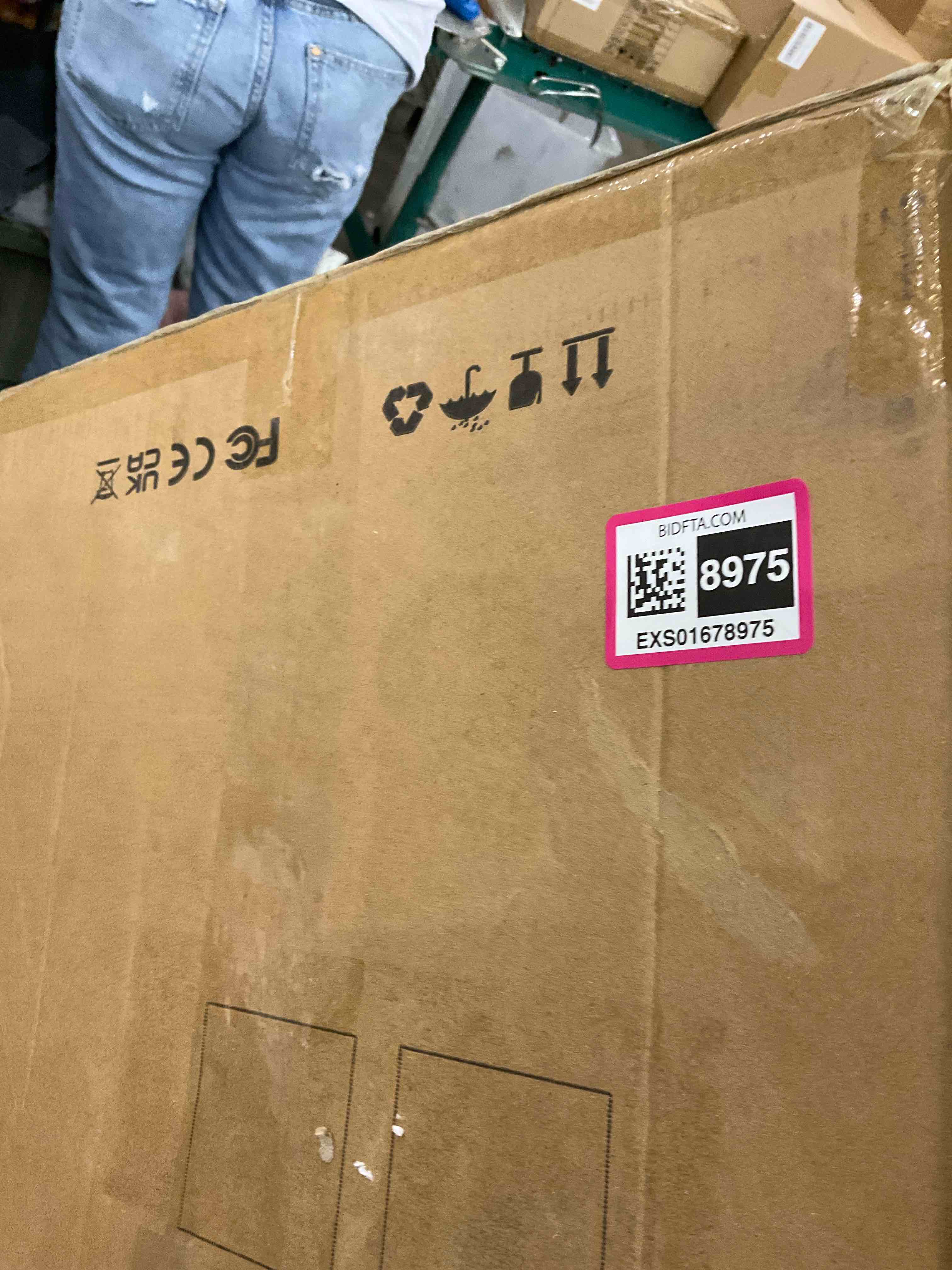 https://s3.amazonaws.com/lotting-images-prod/BargainHunt/EXS01678975_1714151656737.jpeg