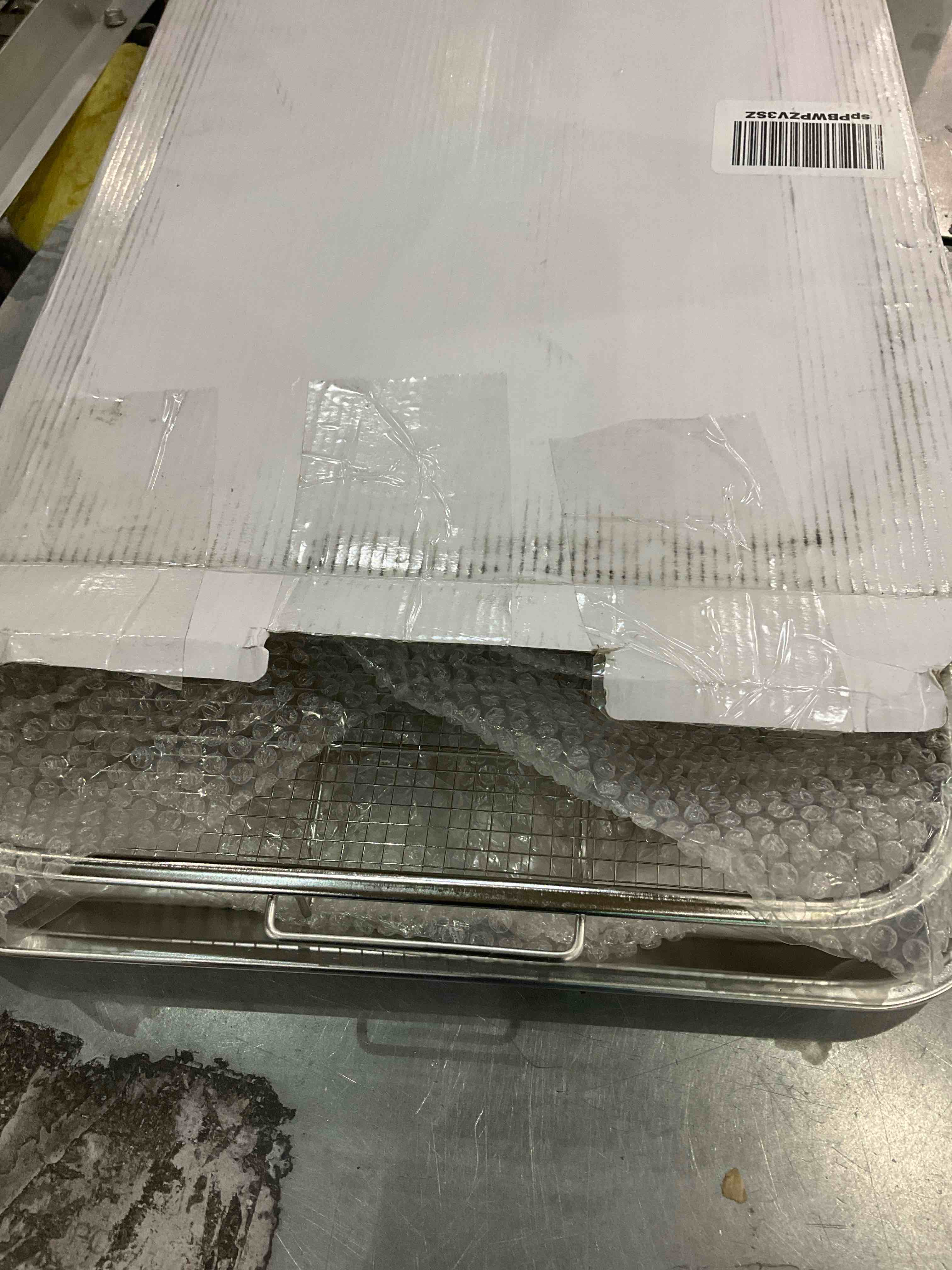 https://s3.amazonaws.com/lotting-images-prod/BargainHunt/EXS01678983_1714390032897.jpeg