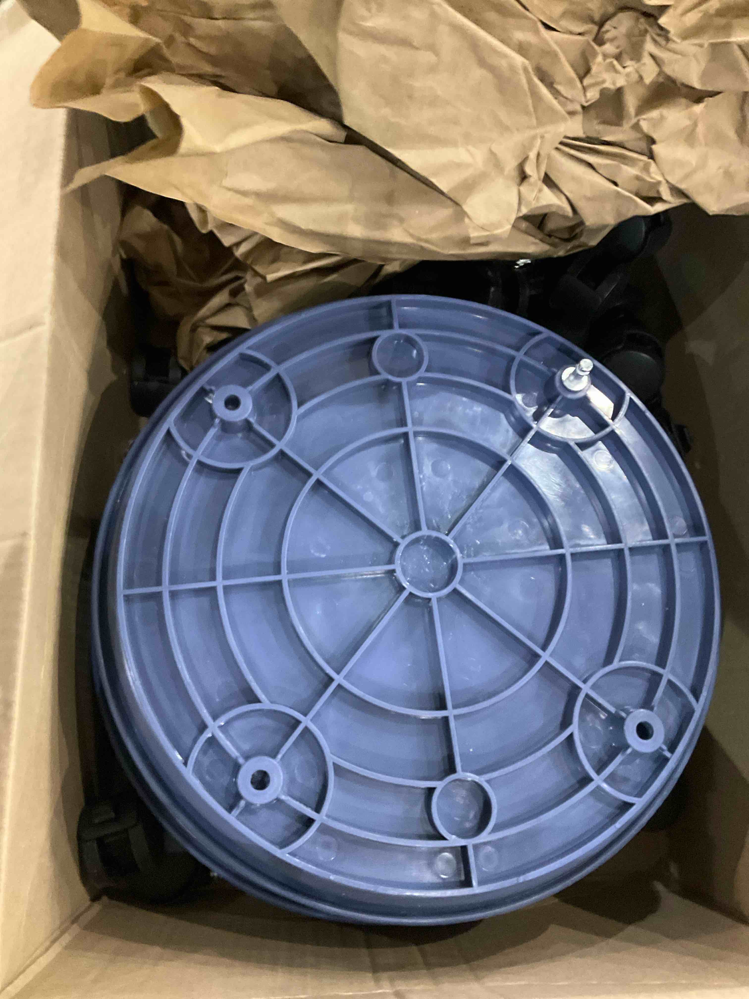 https://s3.amazonaws.com/lotting-images-prod/BargainHunt/EXS01679052_1713785195062.jpeg