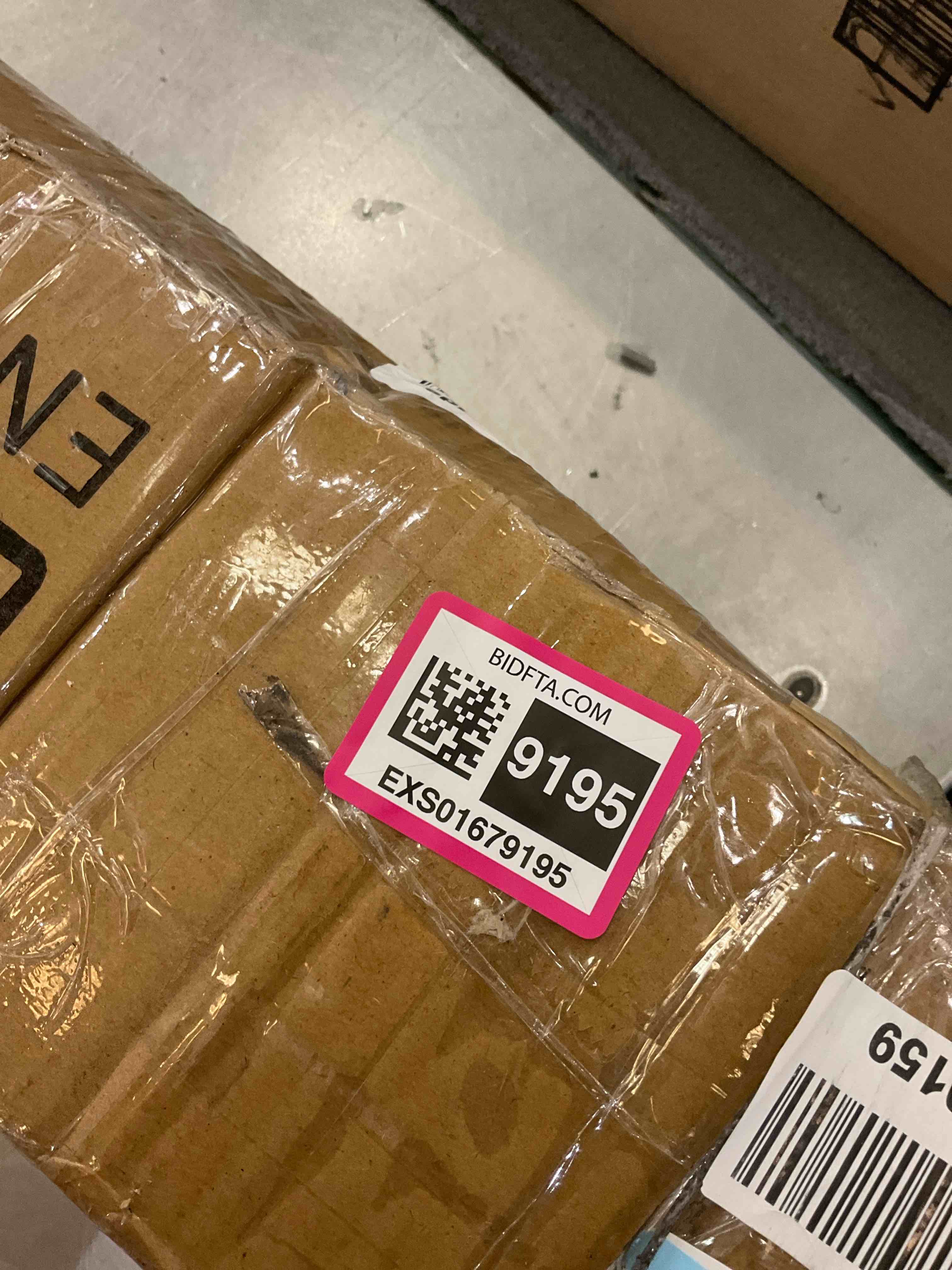 https://s3.amazonaws.com/lotting-images-prod/BargainHunt/EXS01679195_1713800498549.jpeg
