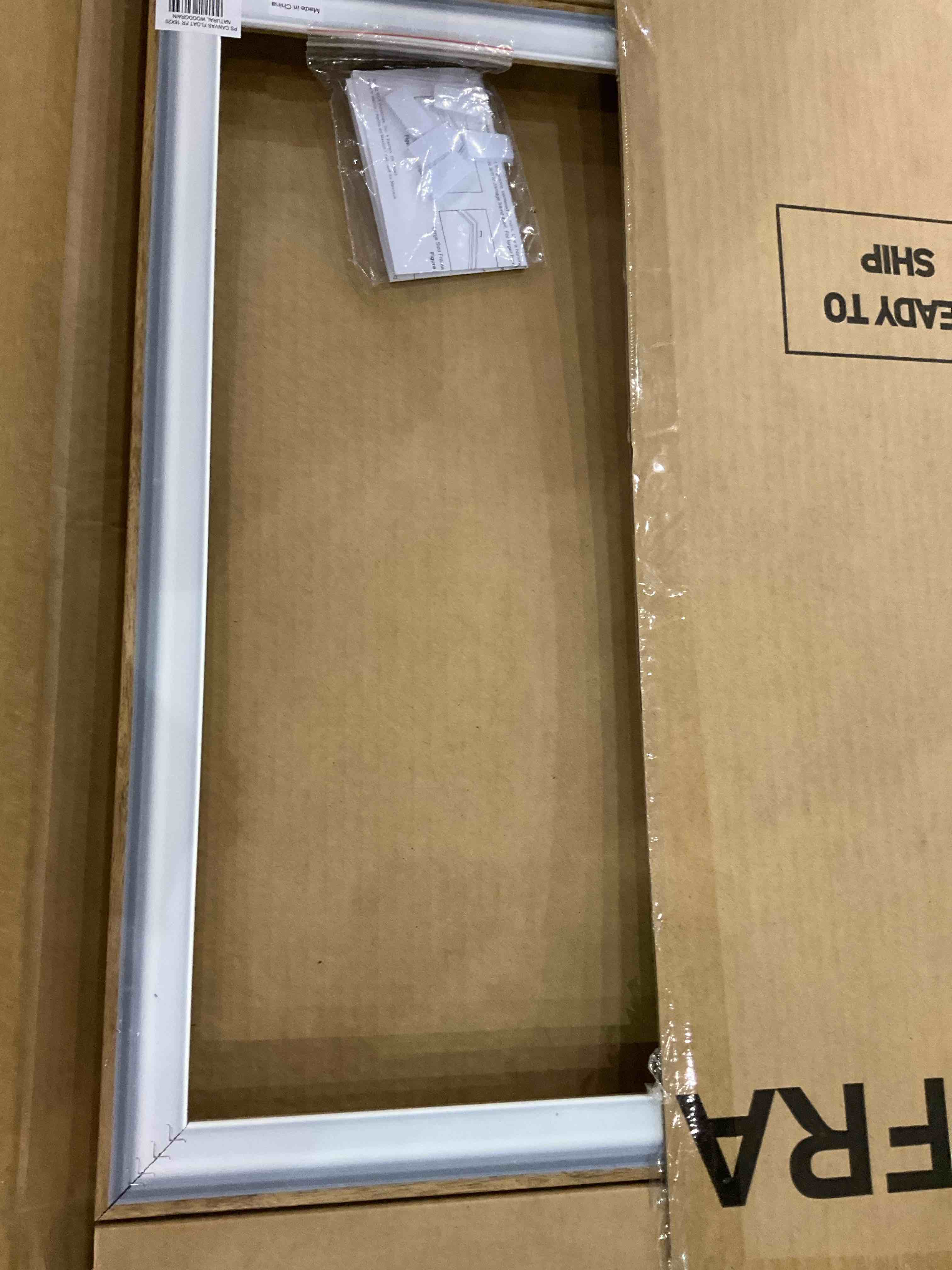 https://s3.amazonaws.com/lotting-images-prod/BargainHunt/EXS01679285_1713871530751.jpeg