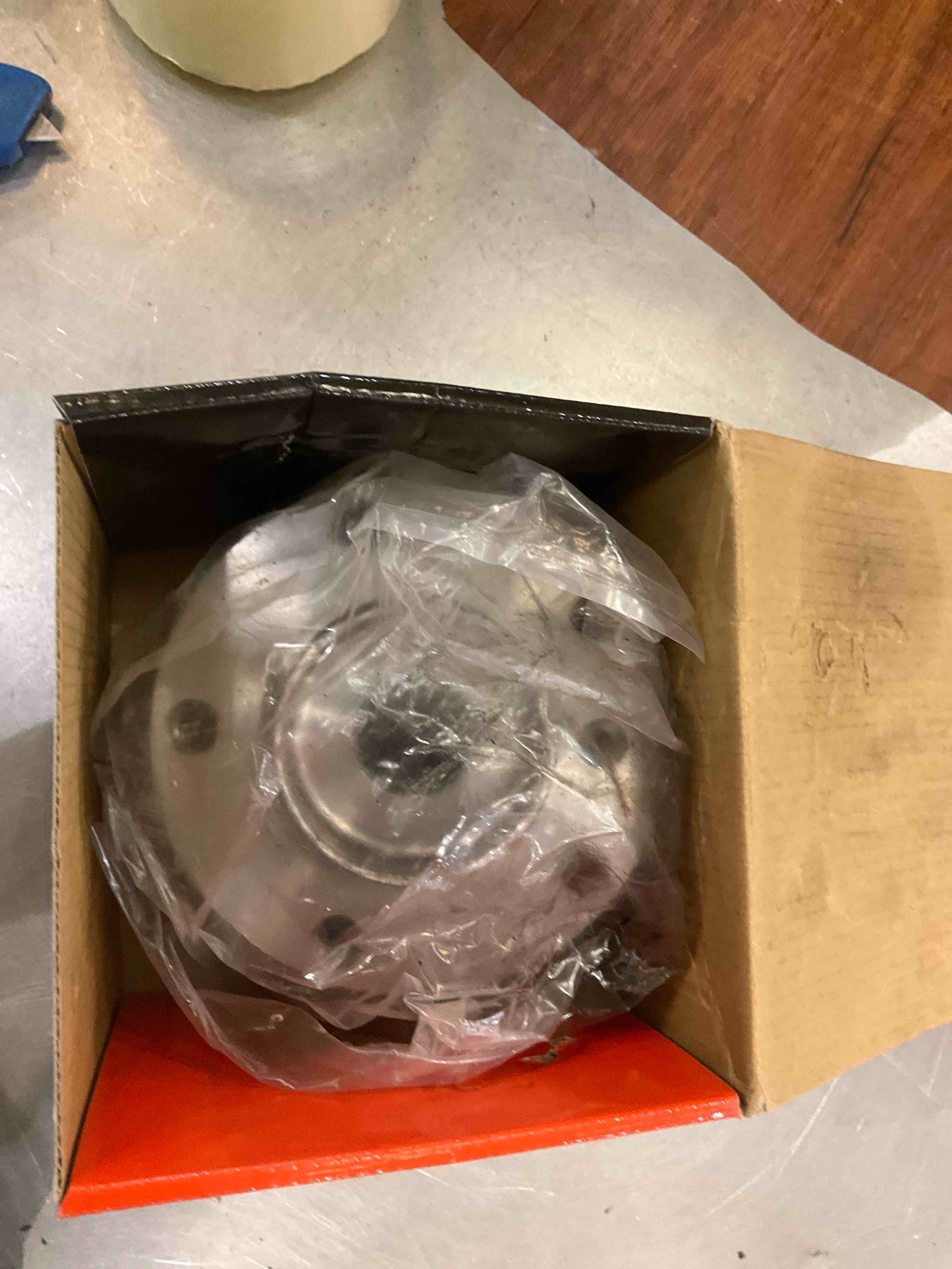 https://s3.amazonaws.com/lotting-images-prod/BargainHunt/EXS01679355_1713880490333.jpeg