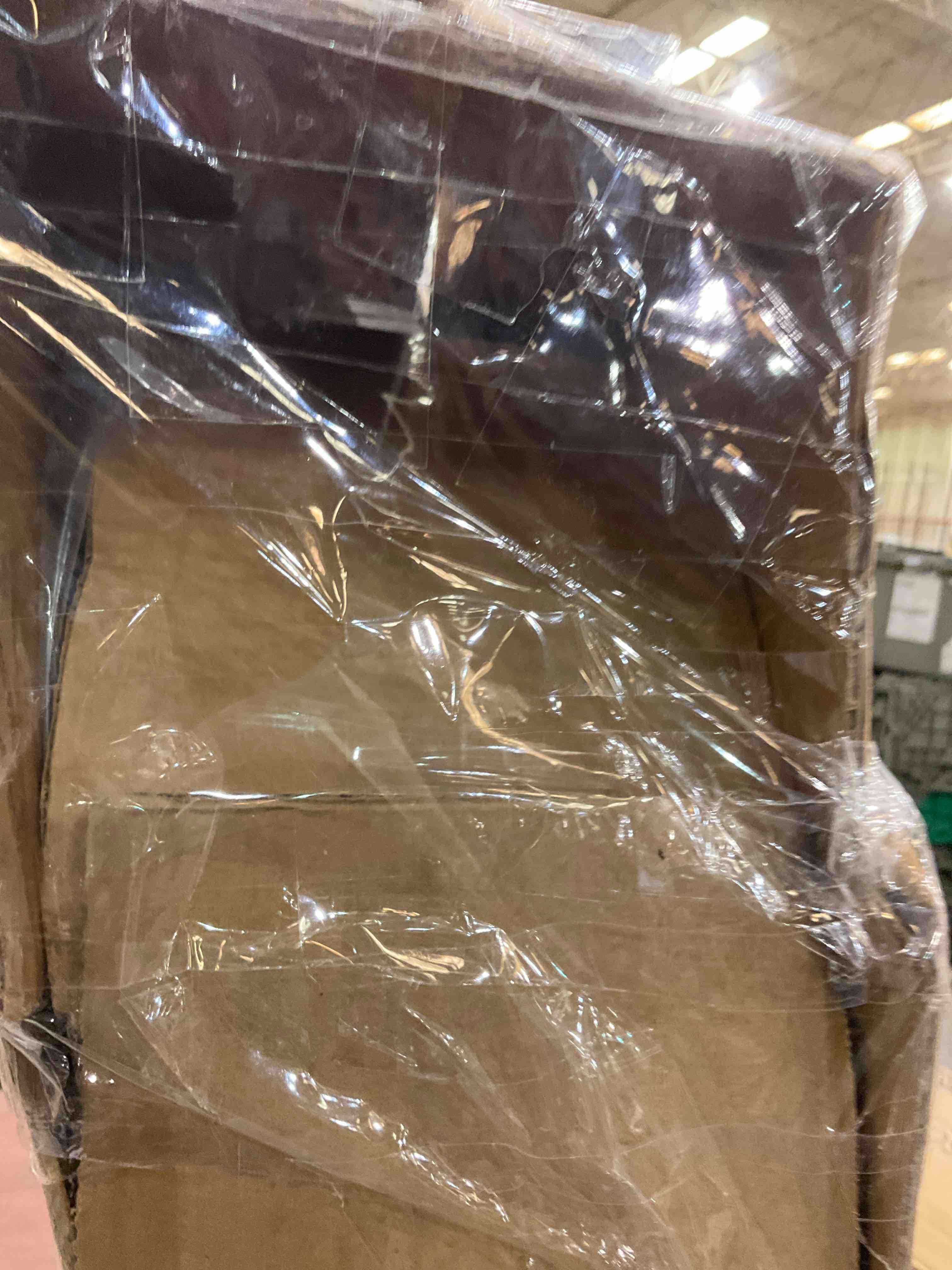 https://s3.amazonaws.com/lotting-images-prod/BargainHunt/EXS01679392_1713885468065.jpeg