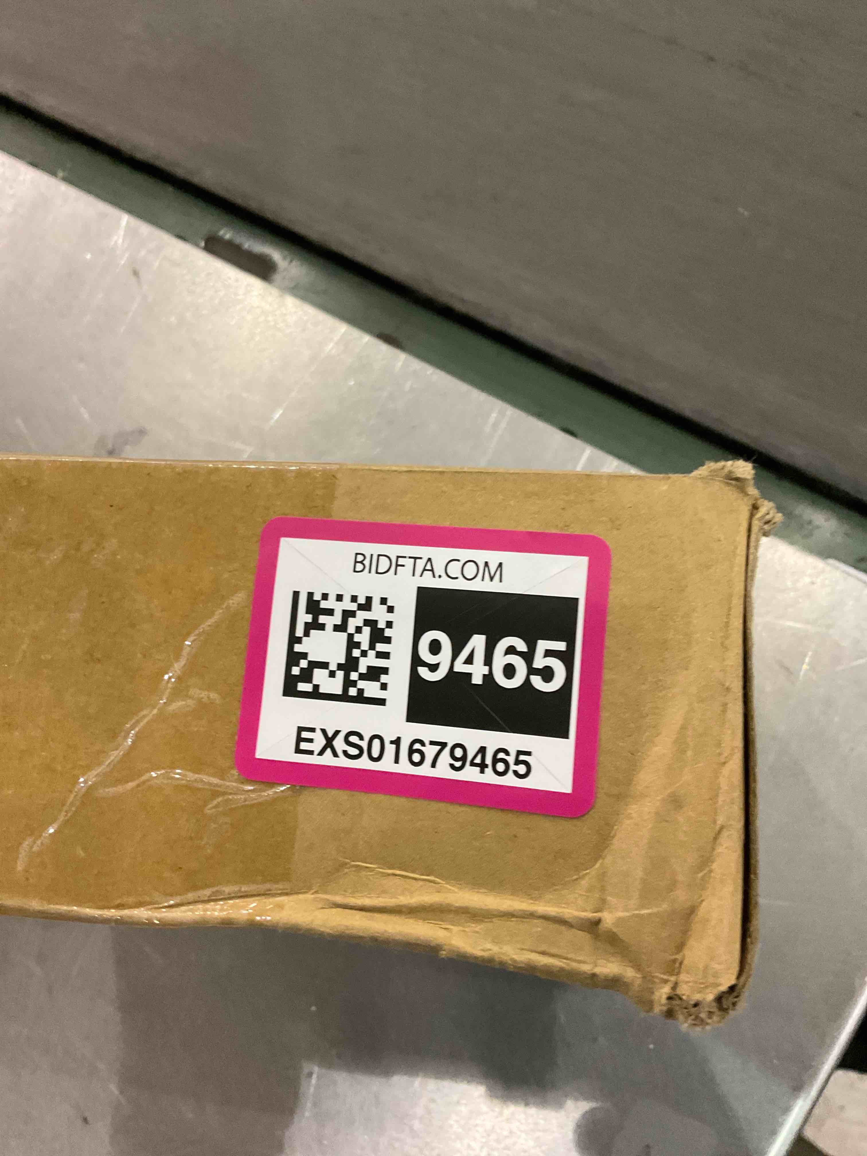 https://s3.amazonaws.com/lotting-images-prod/BargainHunt/EXS01679465_1713957888739.jpeg