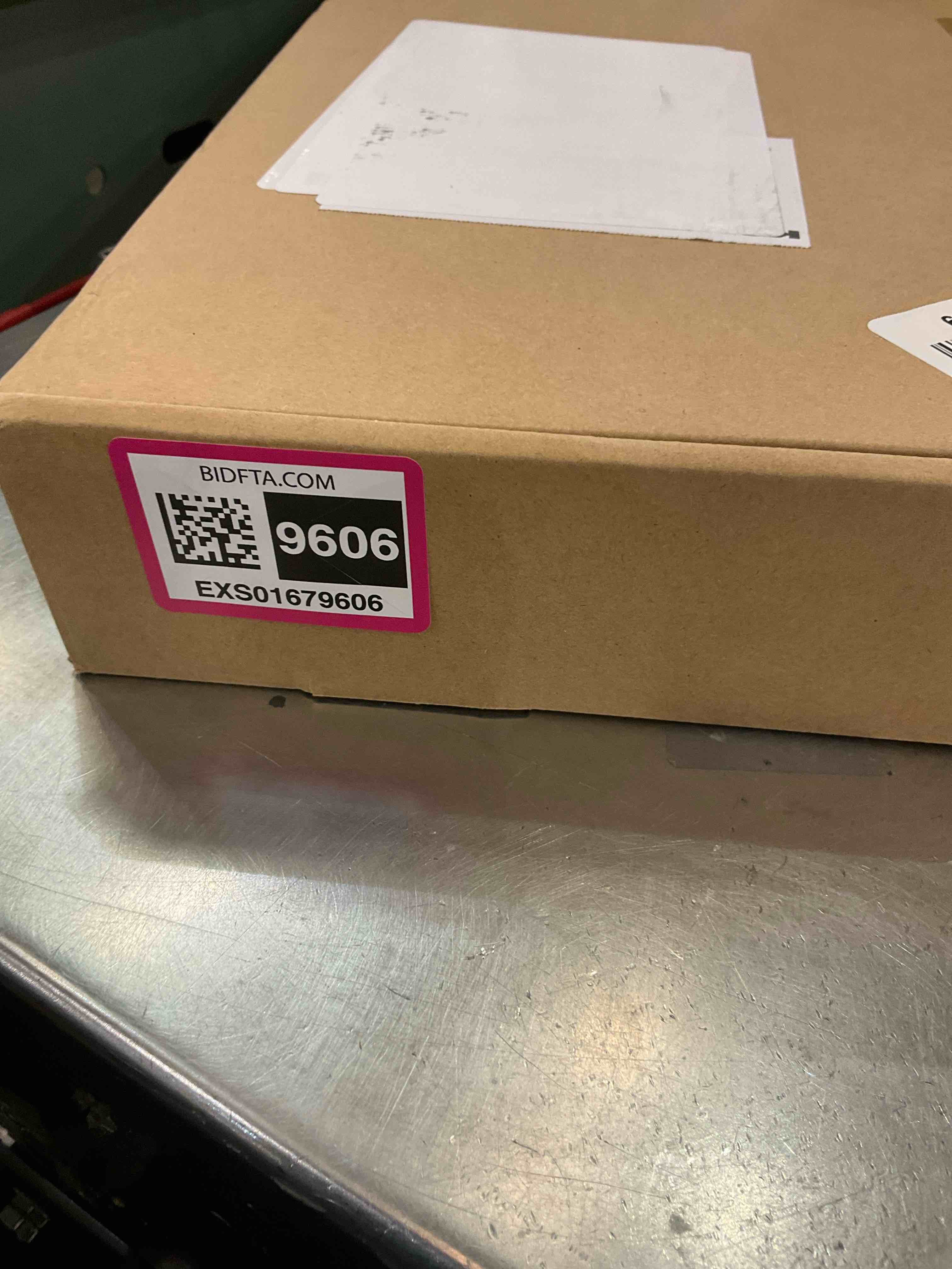 https://s3.amazonaws.com/lotting-images-prod/BargainHunt/EXS01679606_1713811160344.jpeg