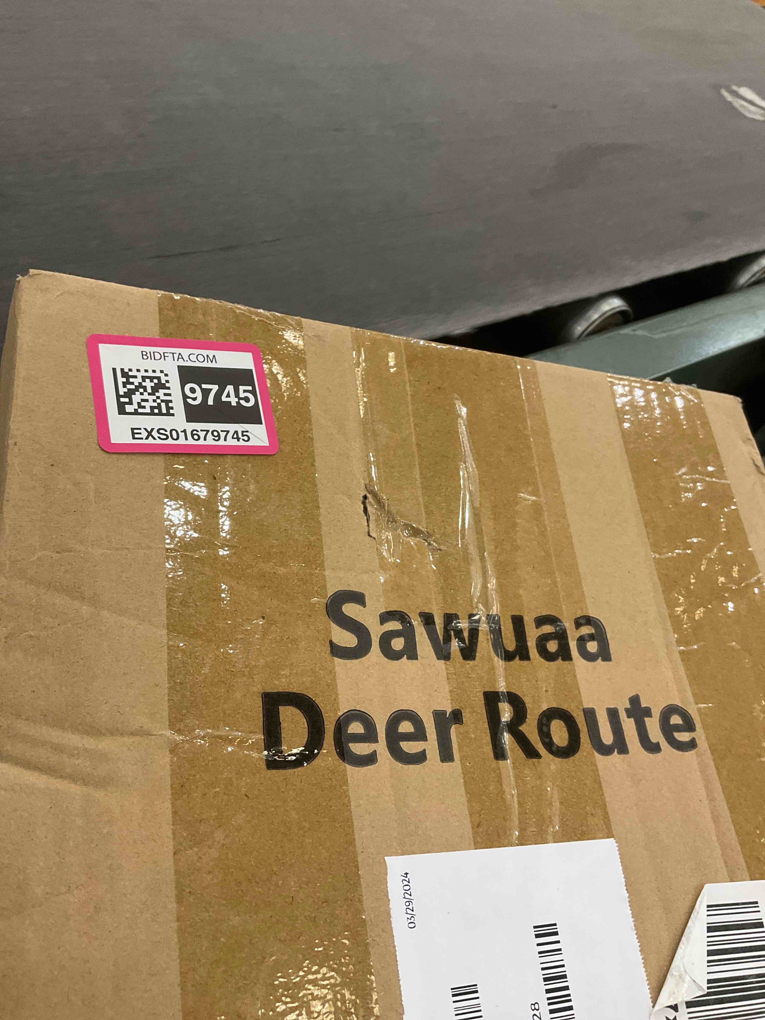 https://s3.amazonaws.com/lotting-images-prod/BargainHunt/EXS01679745_1713891688428.jpeg