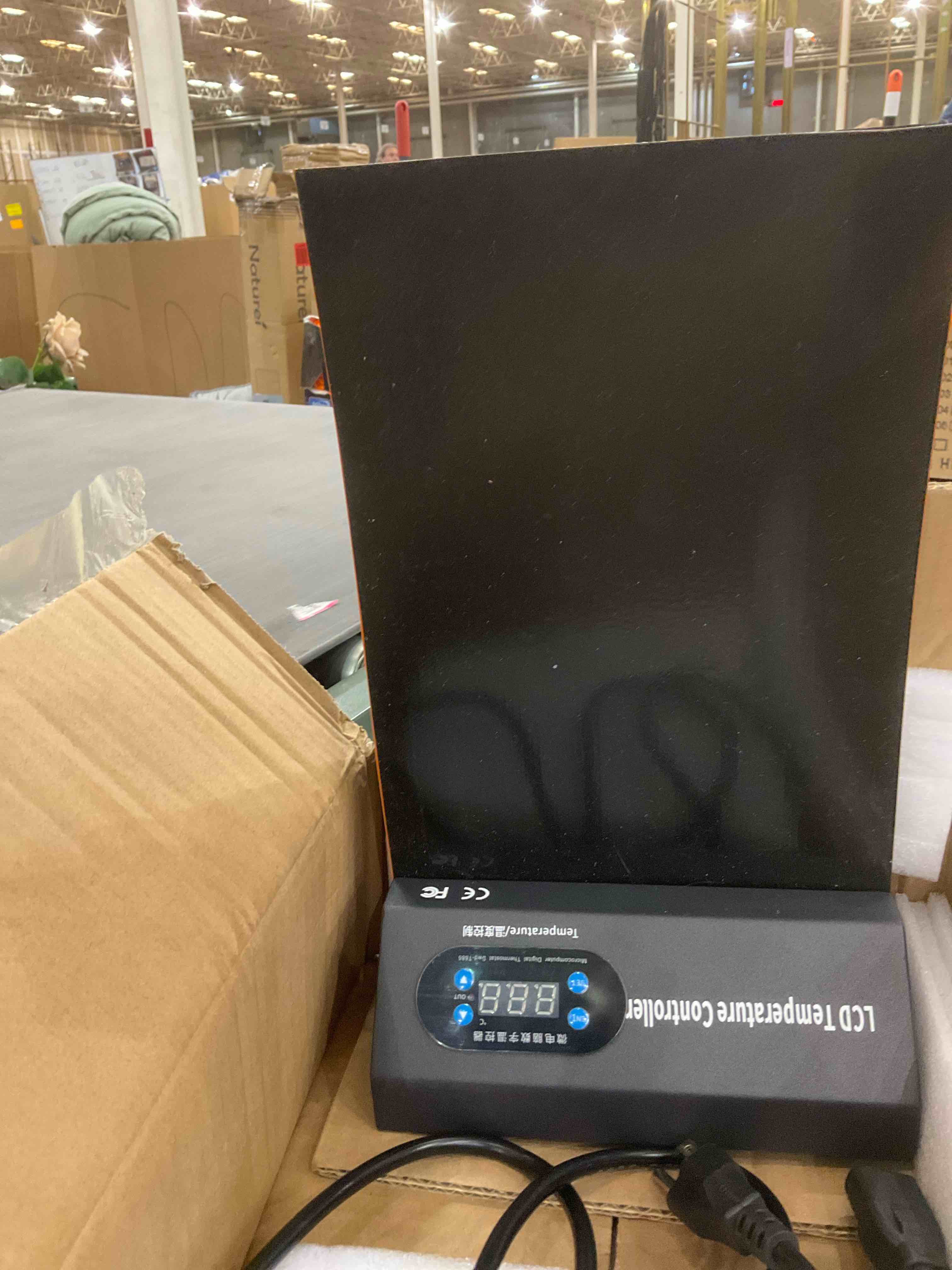 https://s3.amazonaws.com/lotting-images-prod/BargainHunt/EXS01679774_1713898948570.jpeg