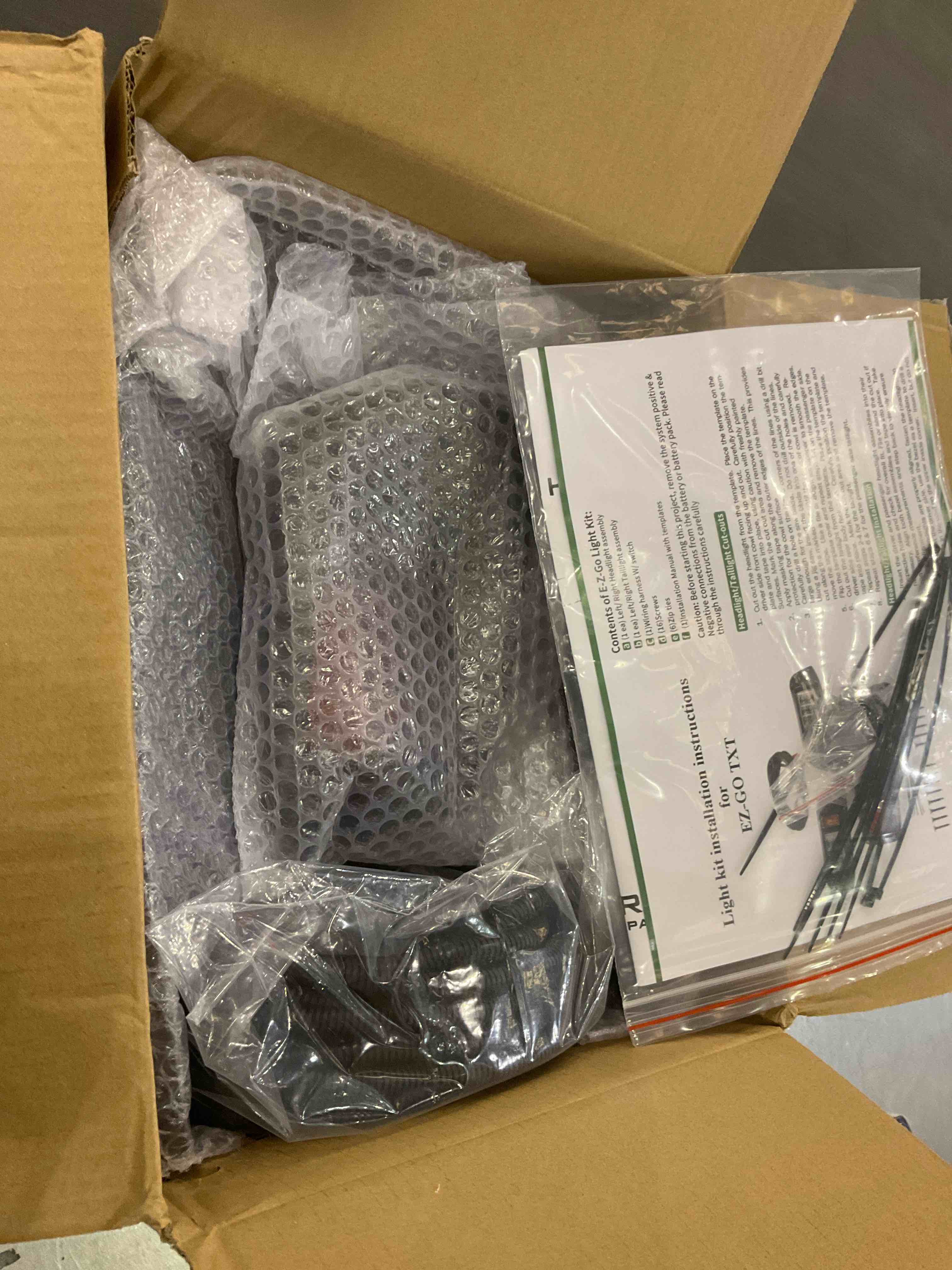 https://s3.amazonaws.com/lotting-images-prod/BargainHunt/EXS01700079_1713548756394.jpeg