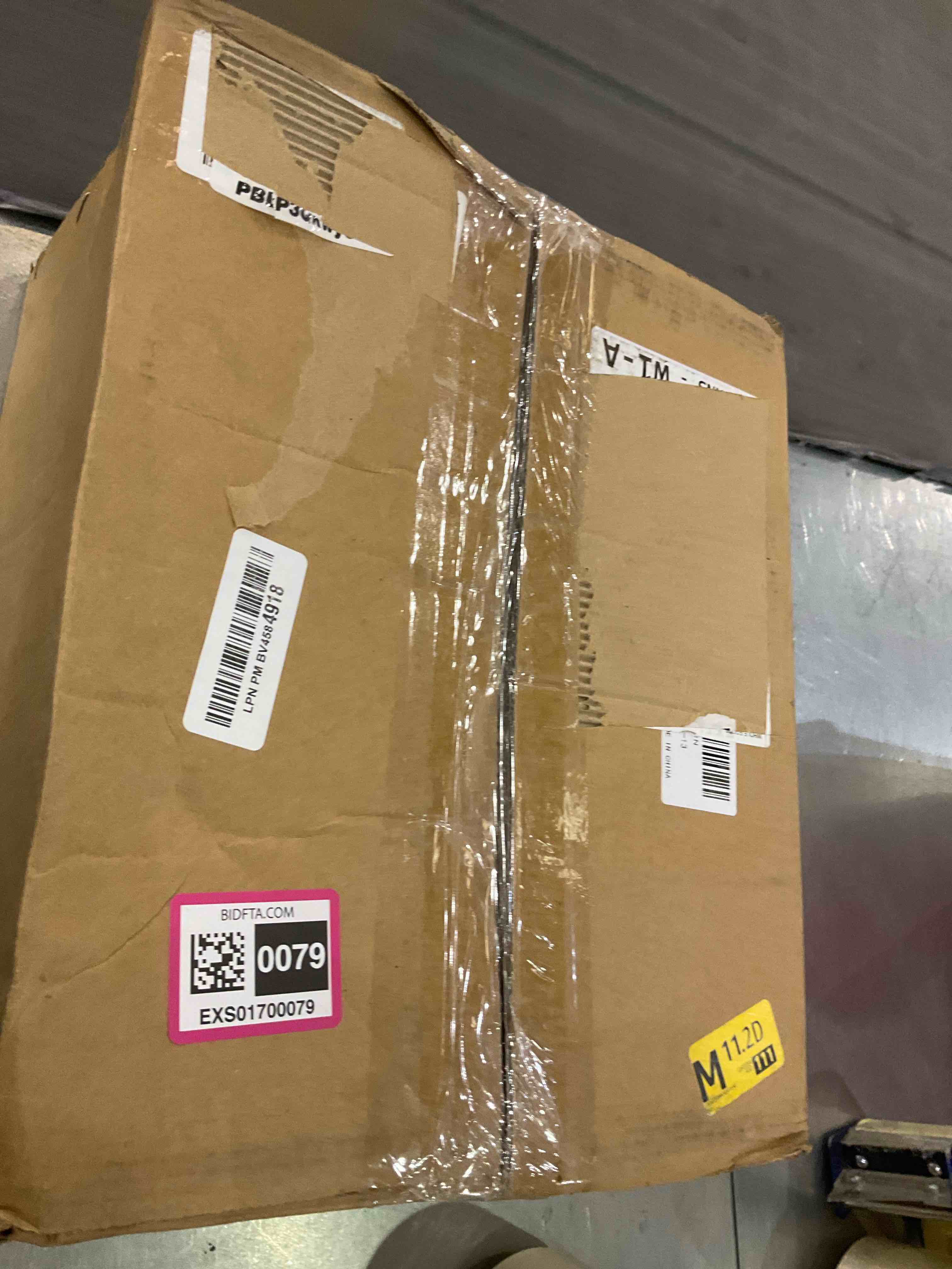 https://s3.amazonaws.com/lotting-images-prod/BargainHunt/EXS01700079_1713548787402.jpeg