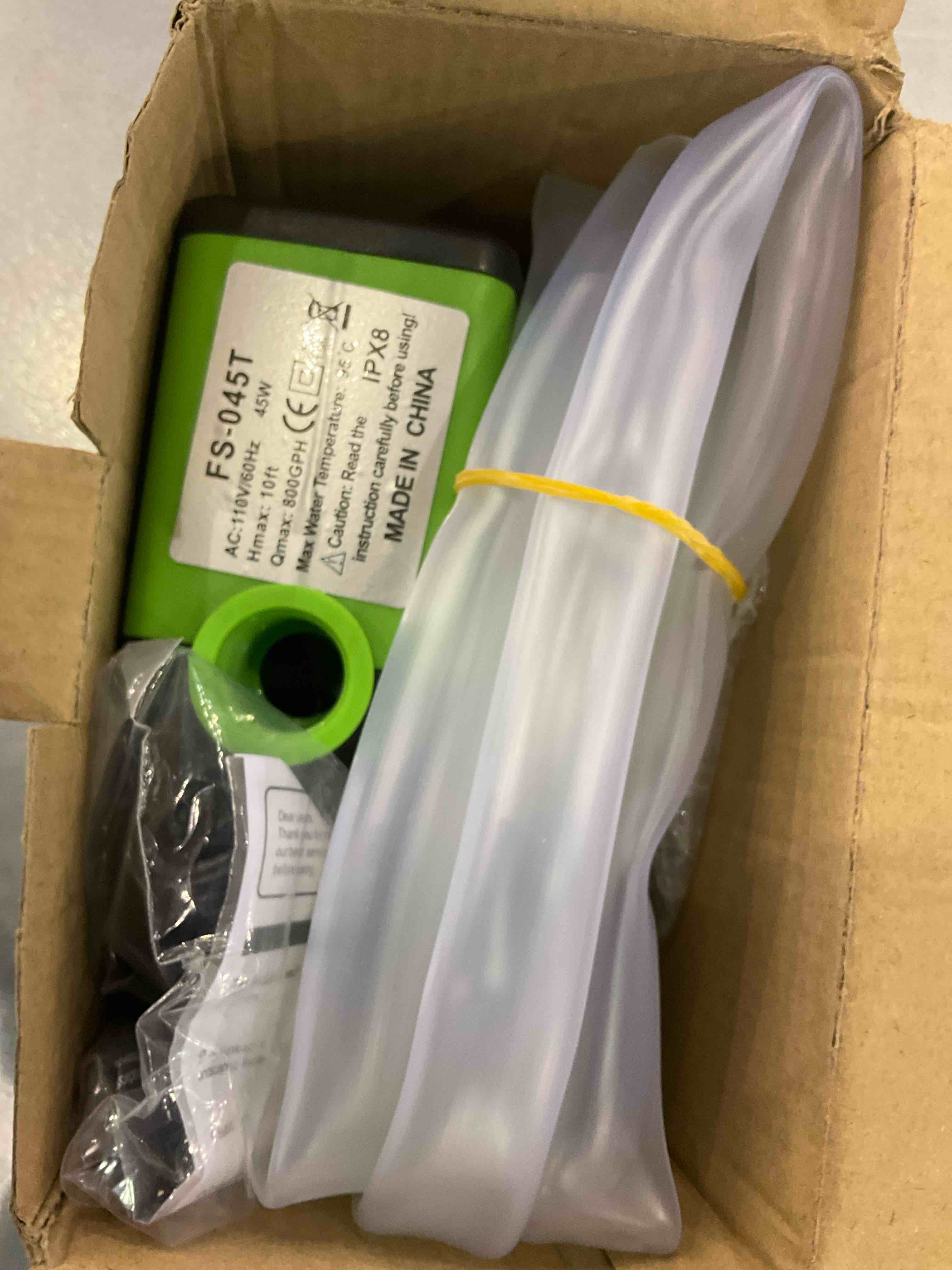 https://s3.amazonaws.com/lotting-images-prod/BargainHunt/EXS01700175_1714477097692.jpeg