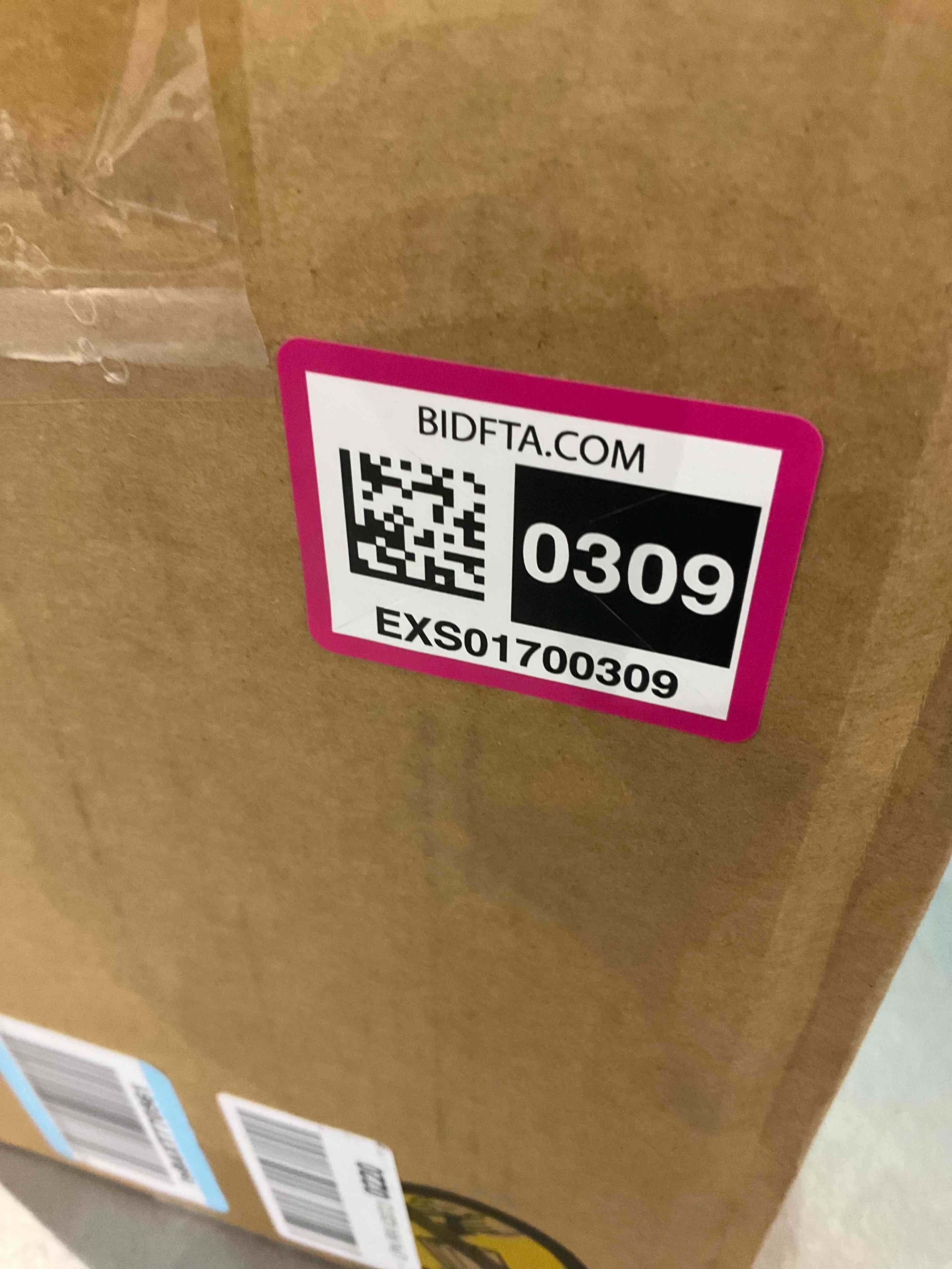 https://s3.amazonaws.com/lotting-images-prod/BargainHunt/EXS01700309_1715093928081.jpeg