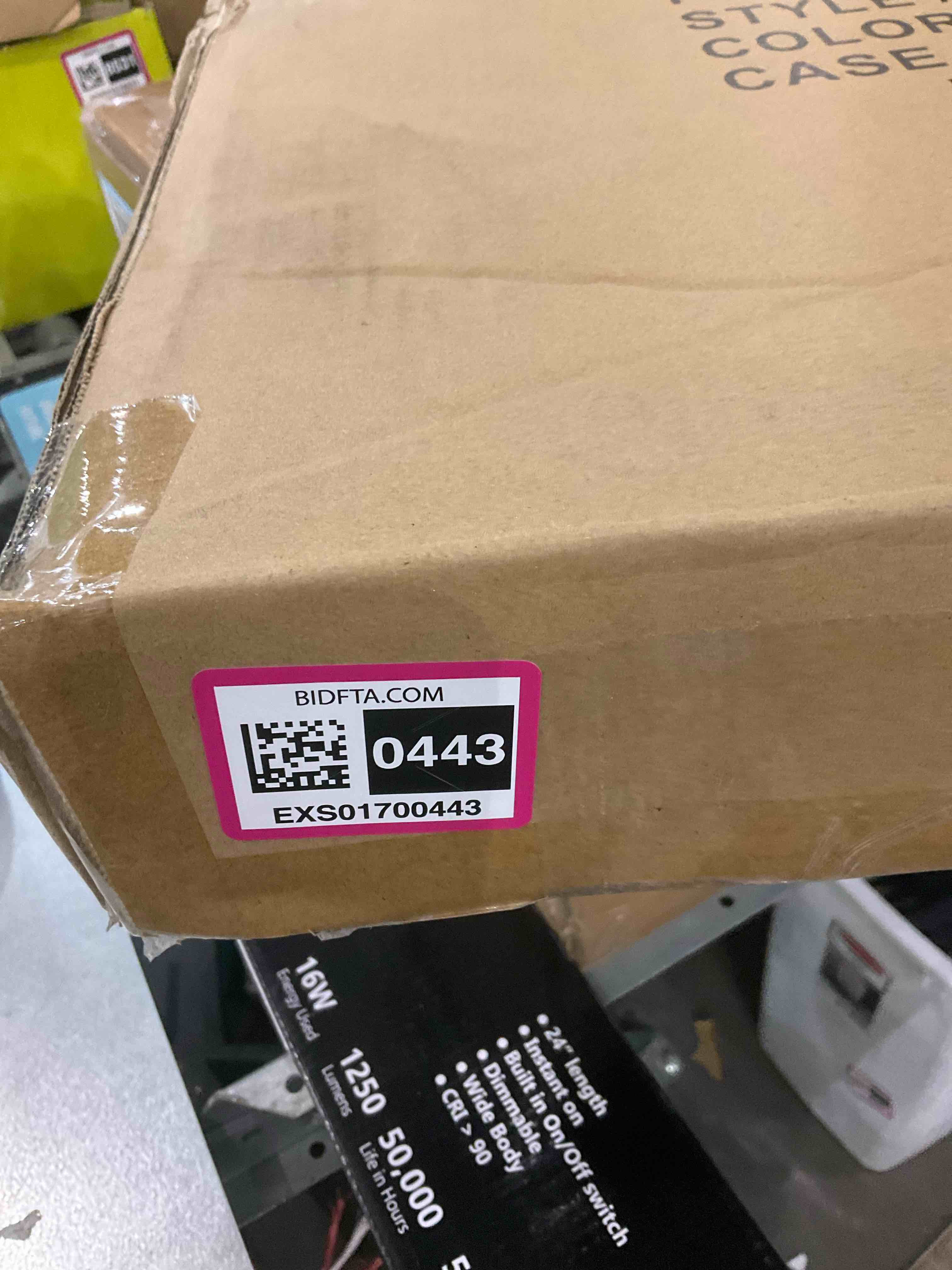 https://s3.amazonaws.com/lotting-images-prod/BargainHunt/EXS01700443_1715601262344.jpeg