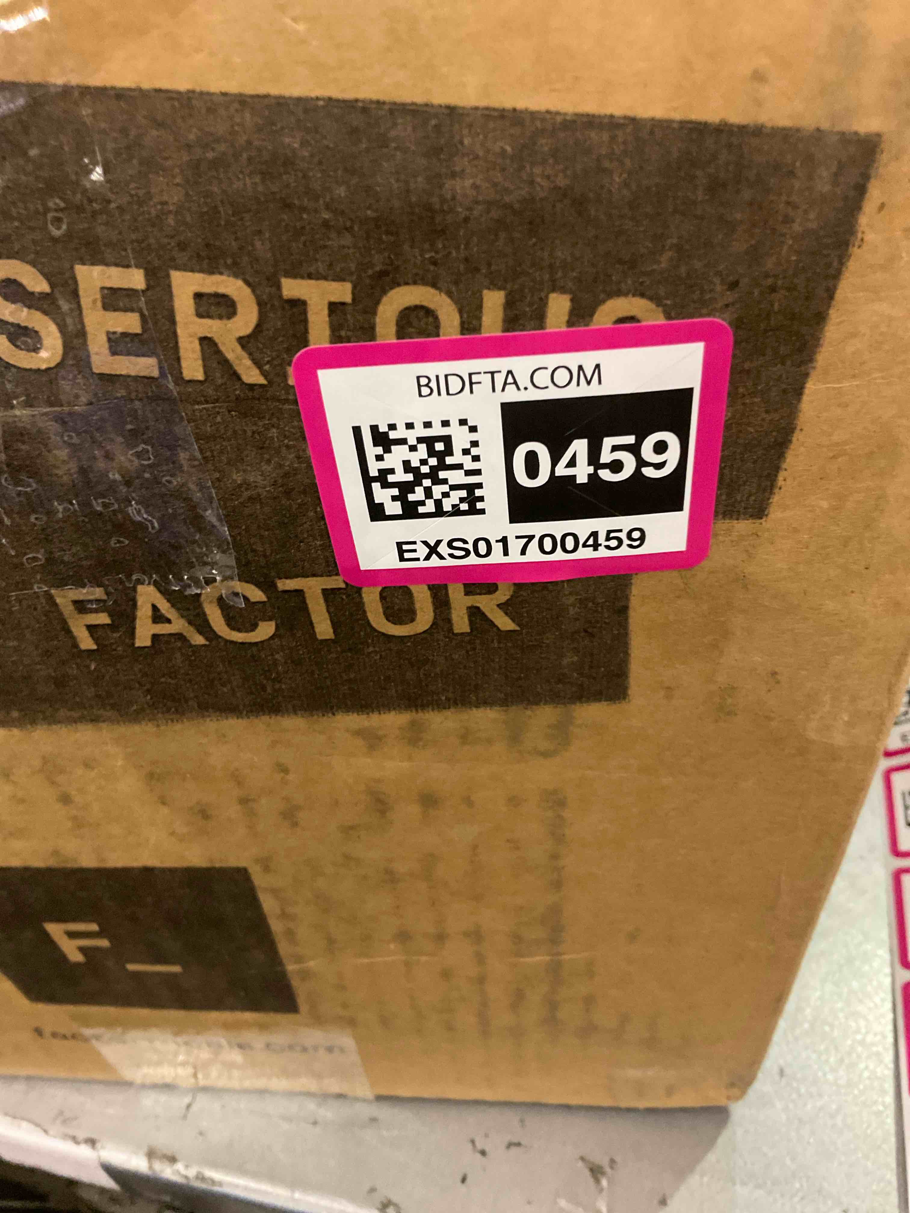 https://s3.amazonaws.com/lotting-images-prod/BargainHunt/EXS01700459_1715613104504.jpeg