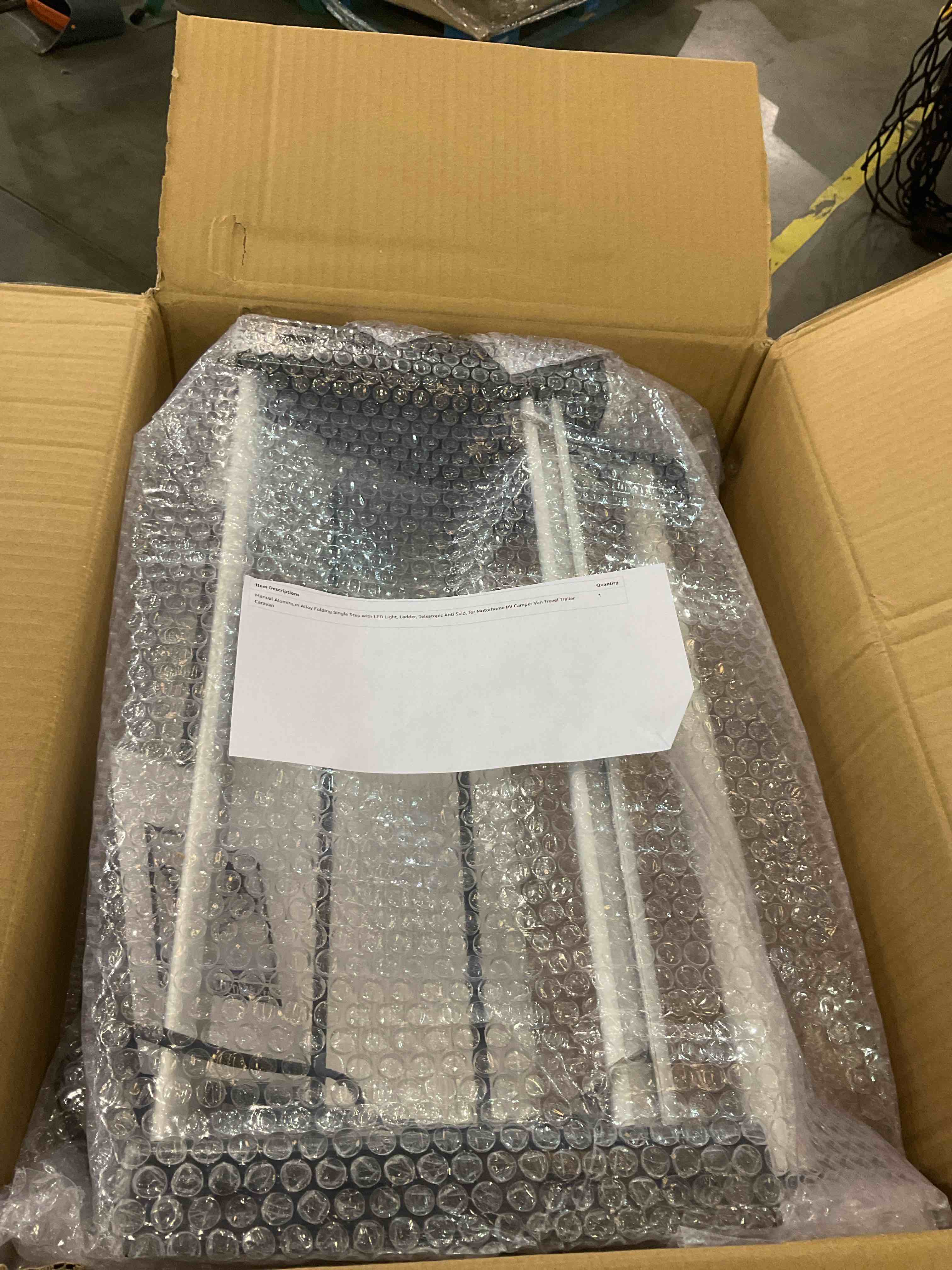 https://s3.amazonaws.com/lotting-images-prod/BargainHunt/EXS01700595_1712947600556.jpeg