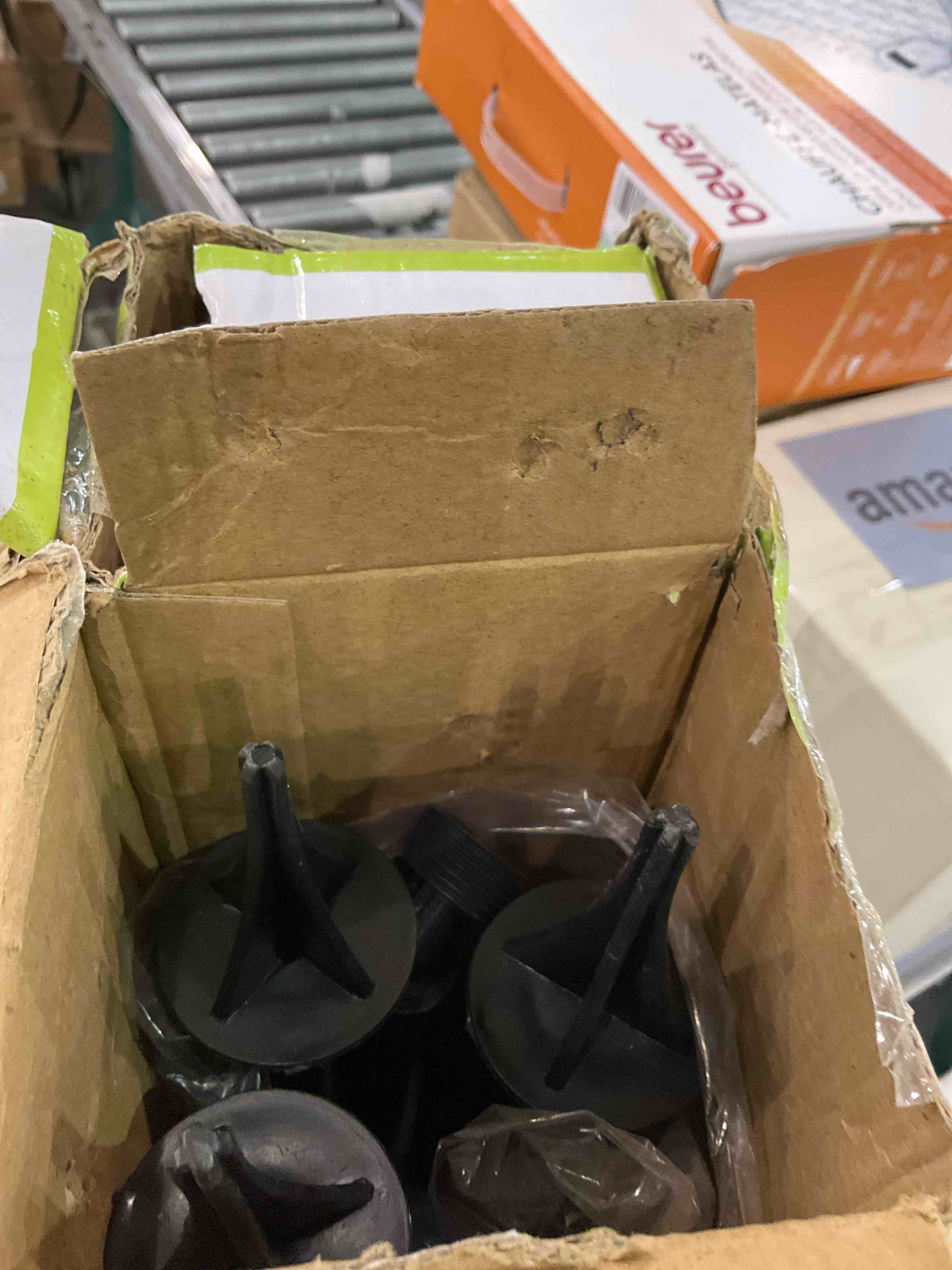 https://s3.amazonaws.com/lotting-images-prod/BargainHunt/EXS01700614_1713180397362.jpeg