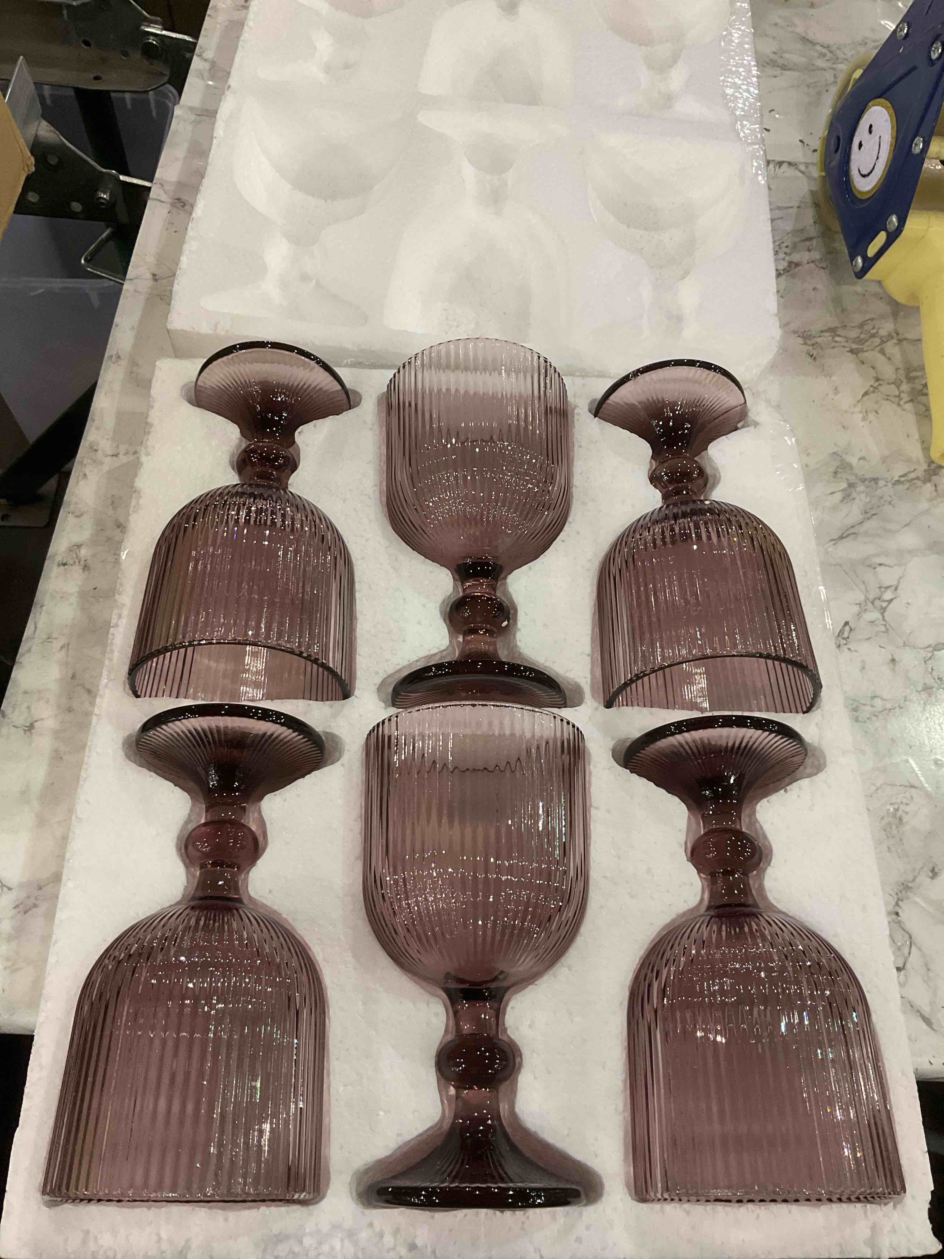https://s3.amazonaws.com/lotting-images-prod/BargainHunt/EXS01700810_1713352769026.jpeg