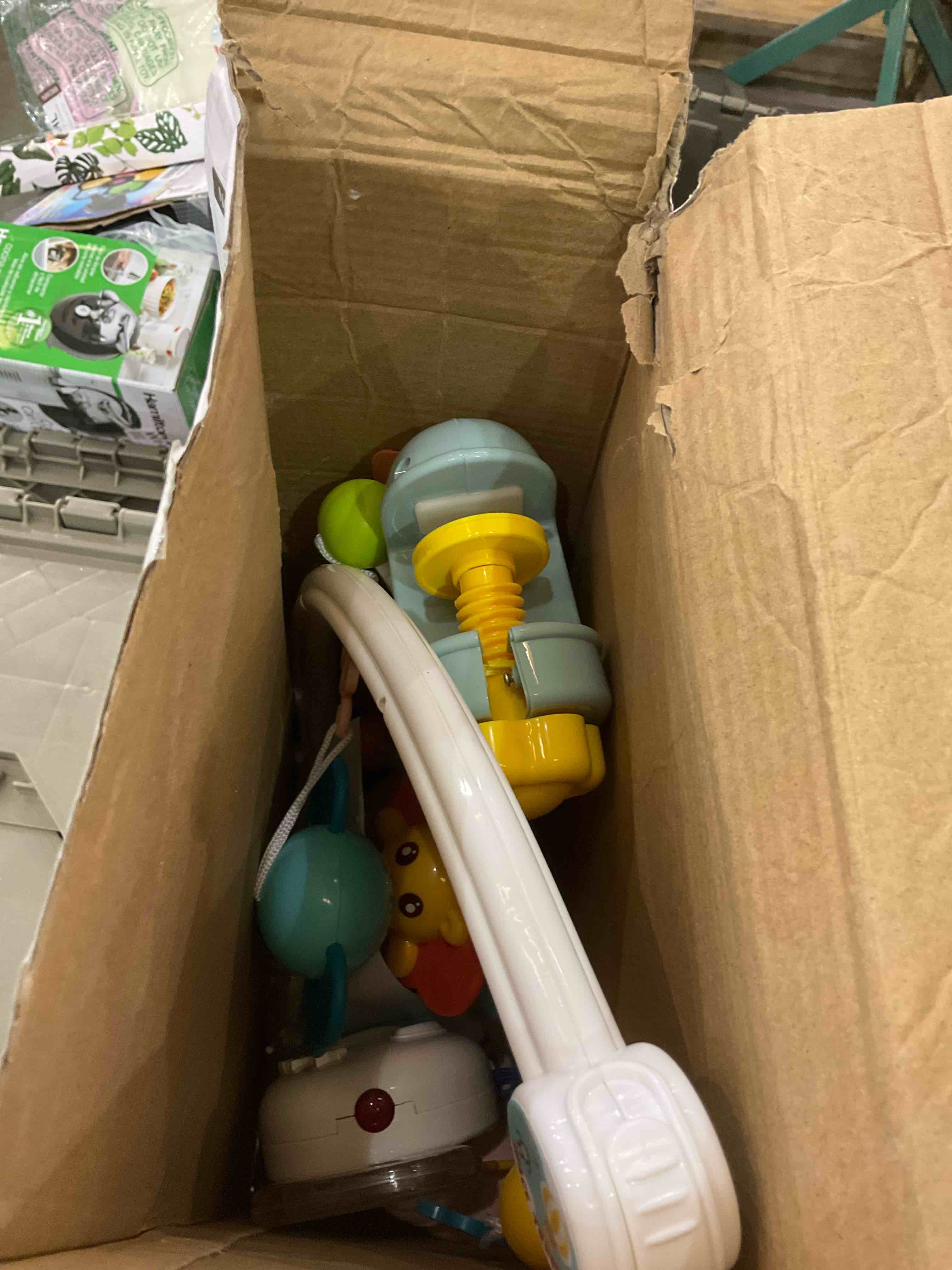 https://s3.amazonaws.com/lotting-images-prod/BargainHunt/EXS01700940_1713373473478.jpeg