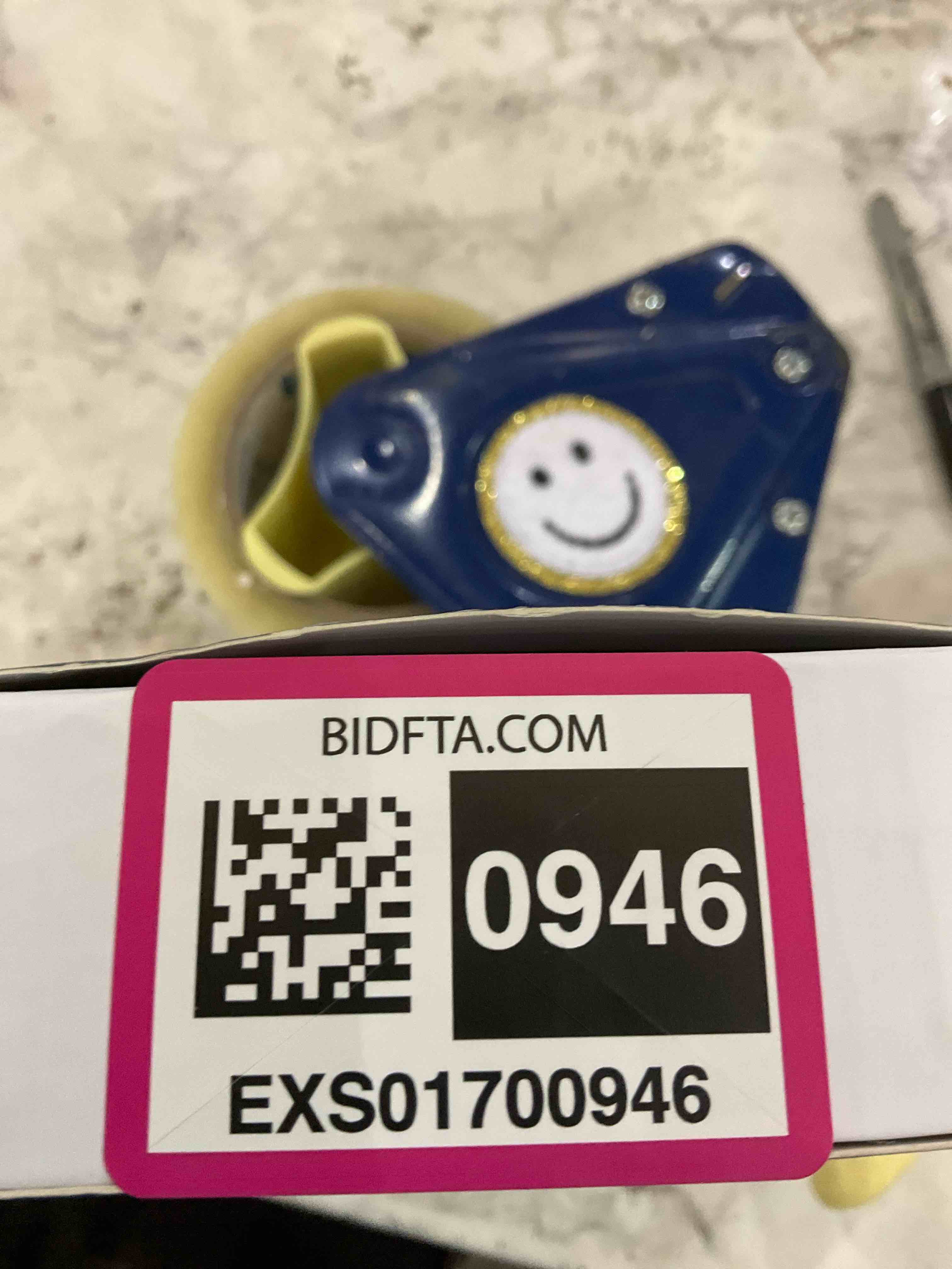 https://s3.amazonaws.com/lotting-images-prod/BargainHunt/EXS01700946_1713374320964.jpeg