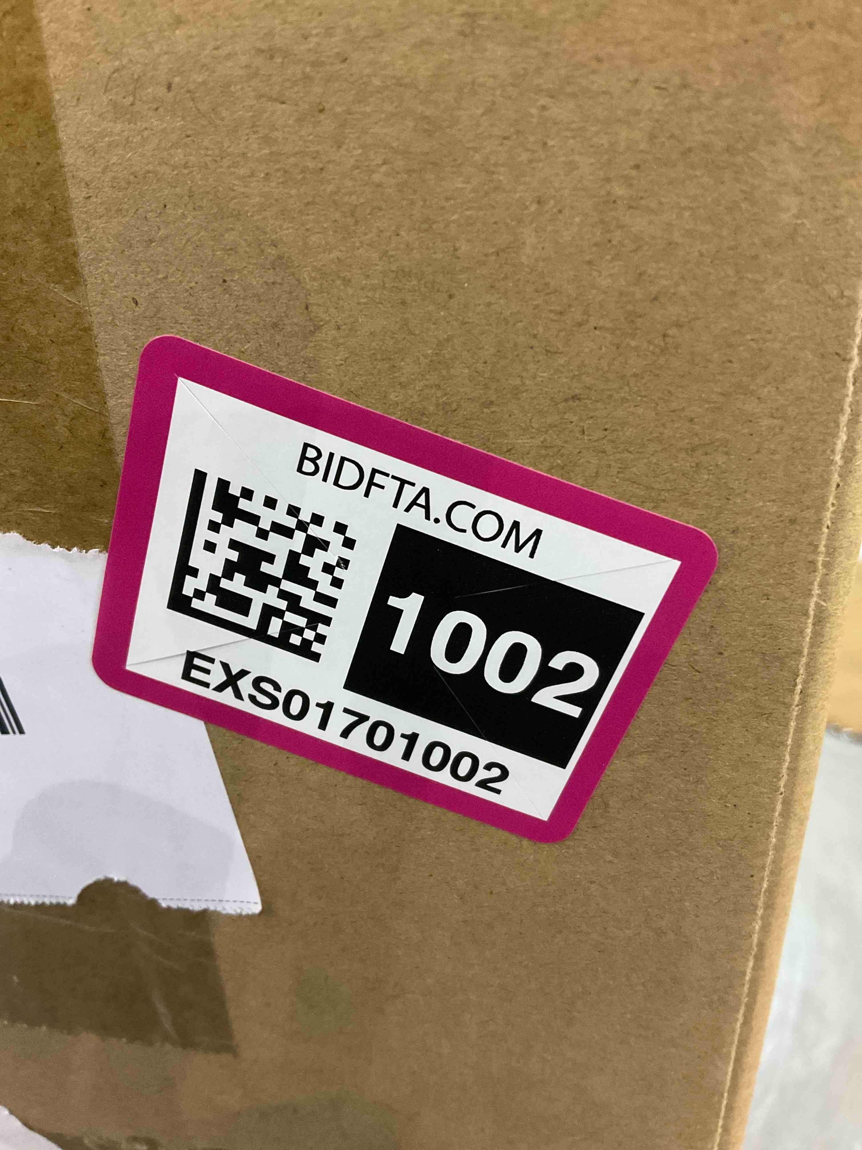 https://s3.amazonaws.com/lotting-images-prod/BargainHunt/EXS01701002_1712835259156.jpeg