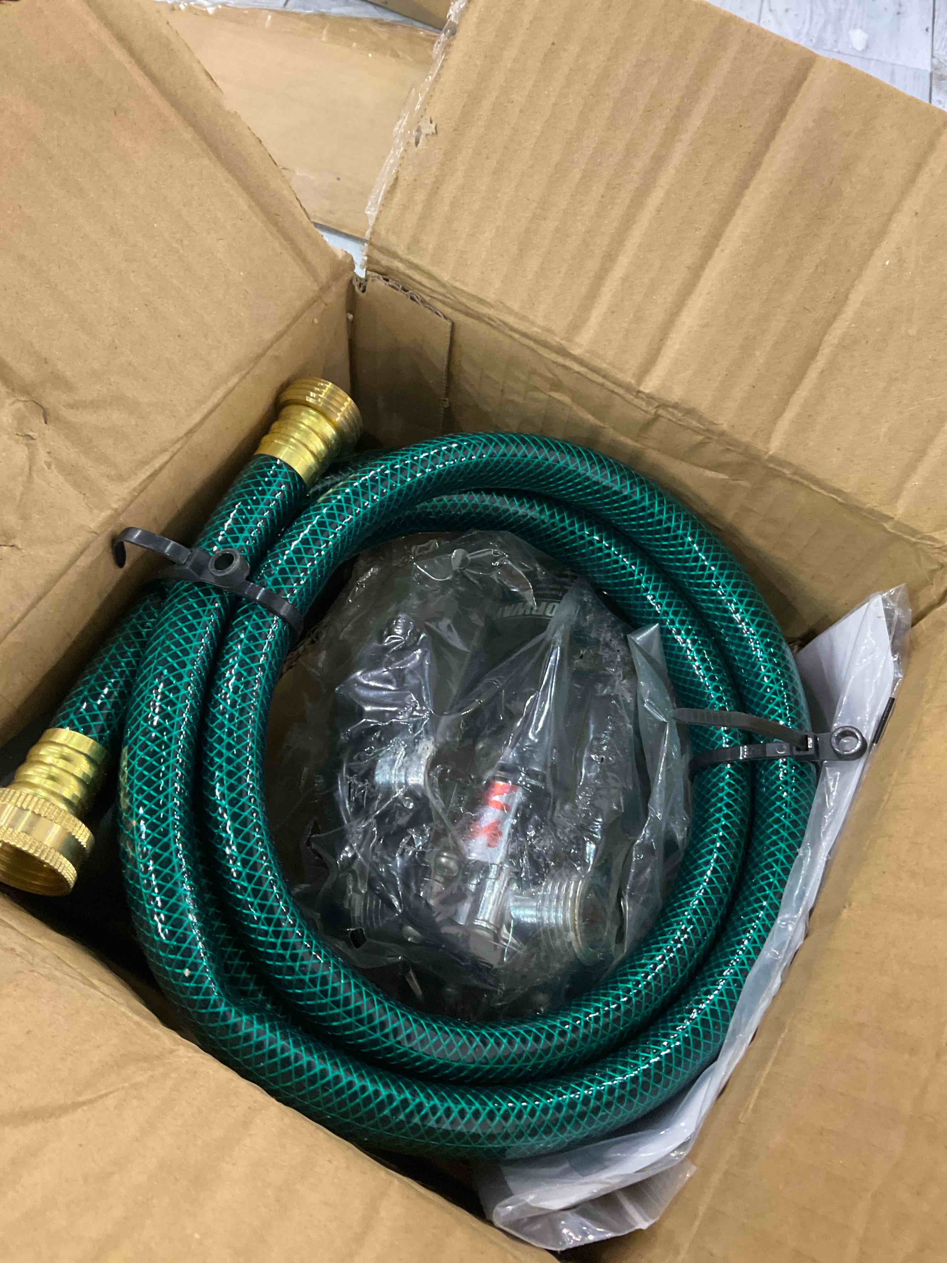 https://s3.amazonaws.com/lotting-images-prod/BargainHunt/EXS01701004_1712835452586.jpeg
