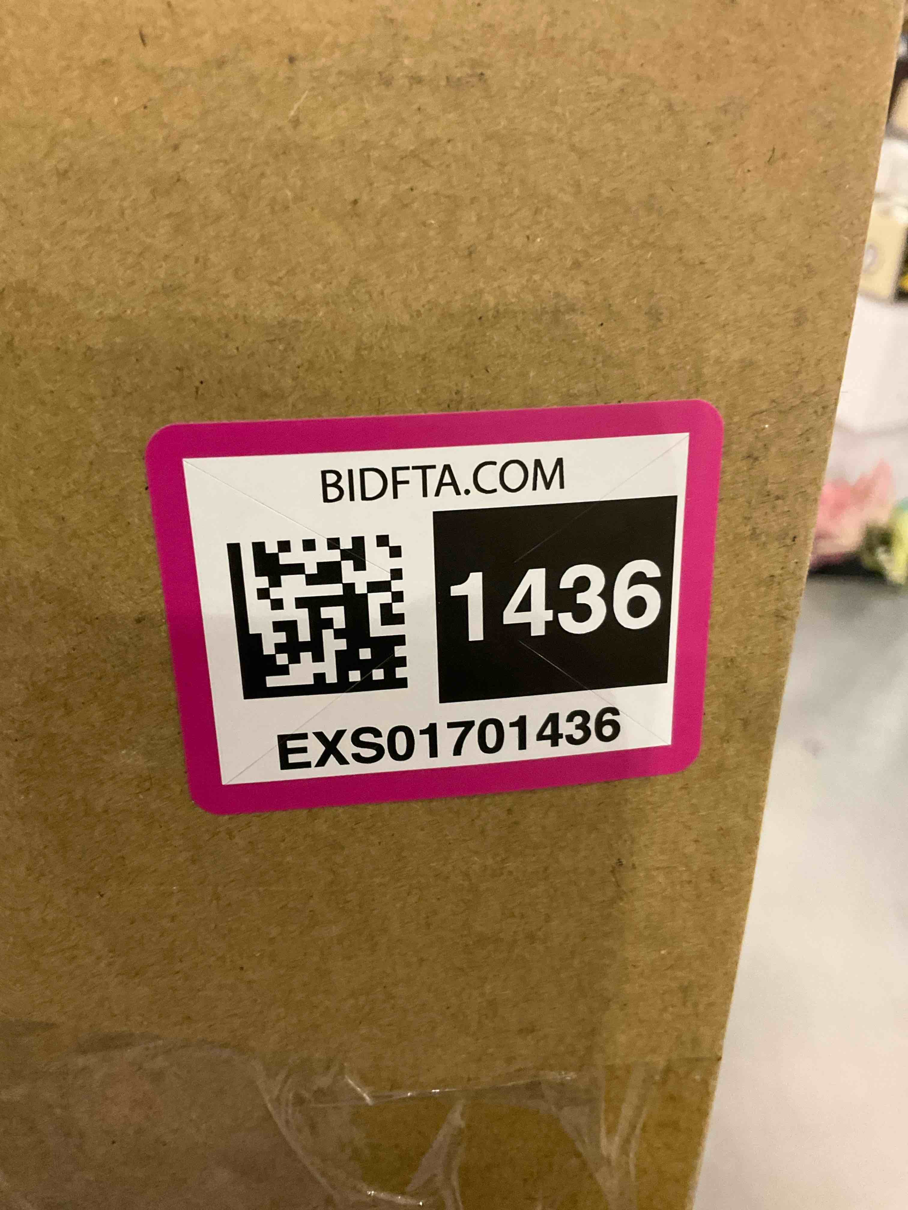 https://s3.amazonaws.com/lotting-images-prod/BargainHunt/EXS01701436_1713274085747.jpeg
