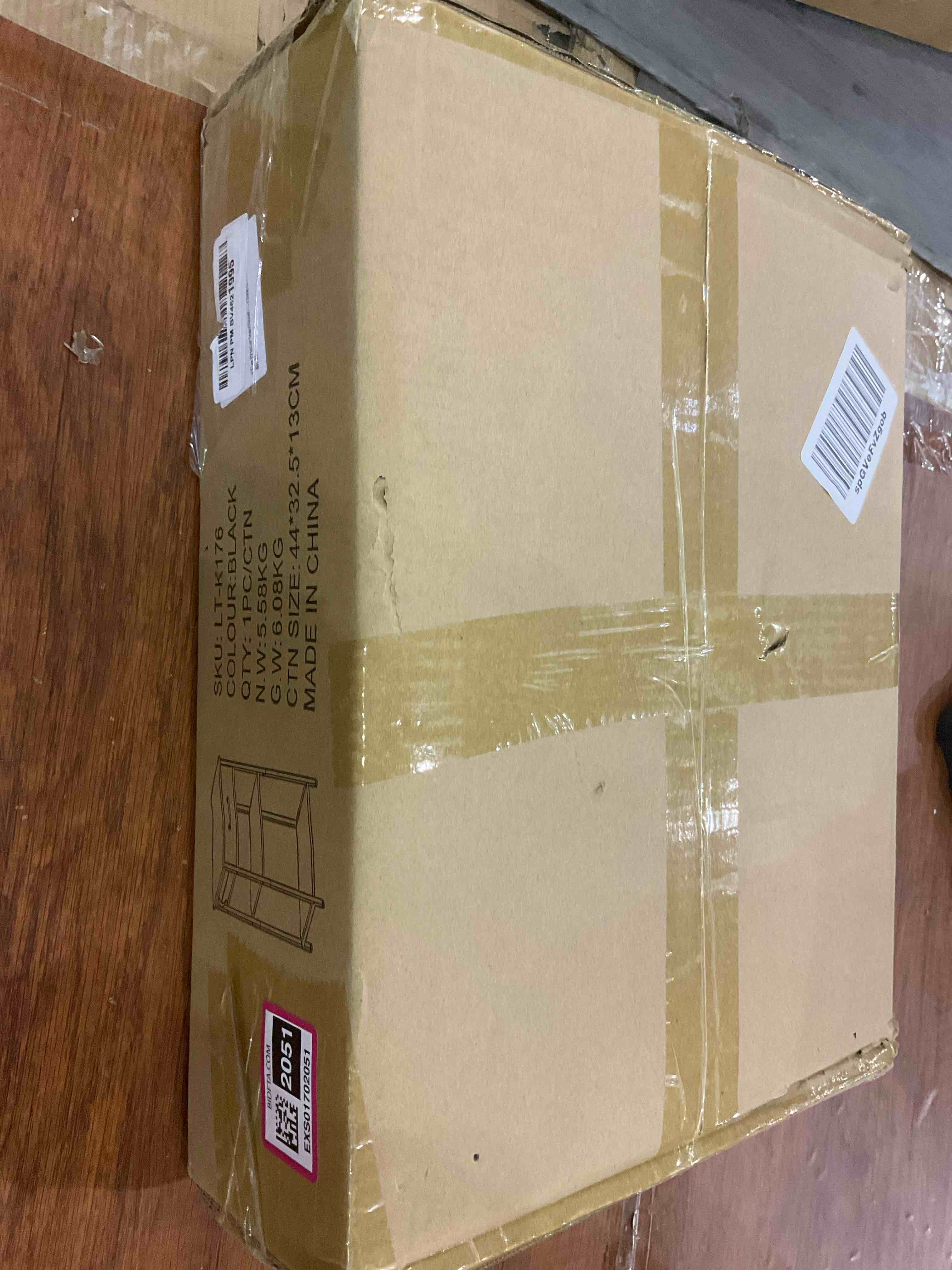 https://s3.amazonaws.com/lotting-images-prod/BargainHunt/EXS01702051_1713871590264.jpeg
