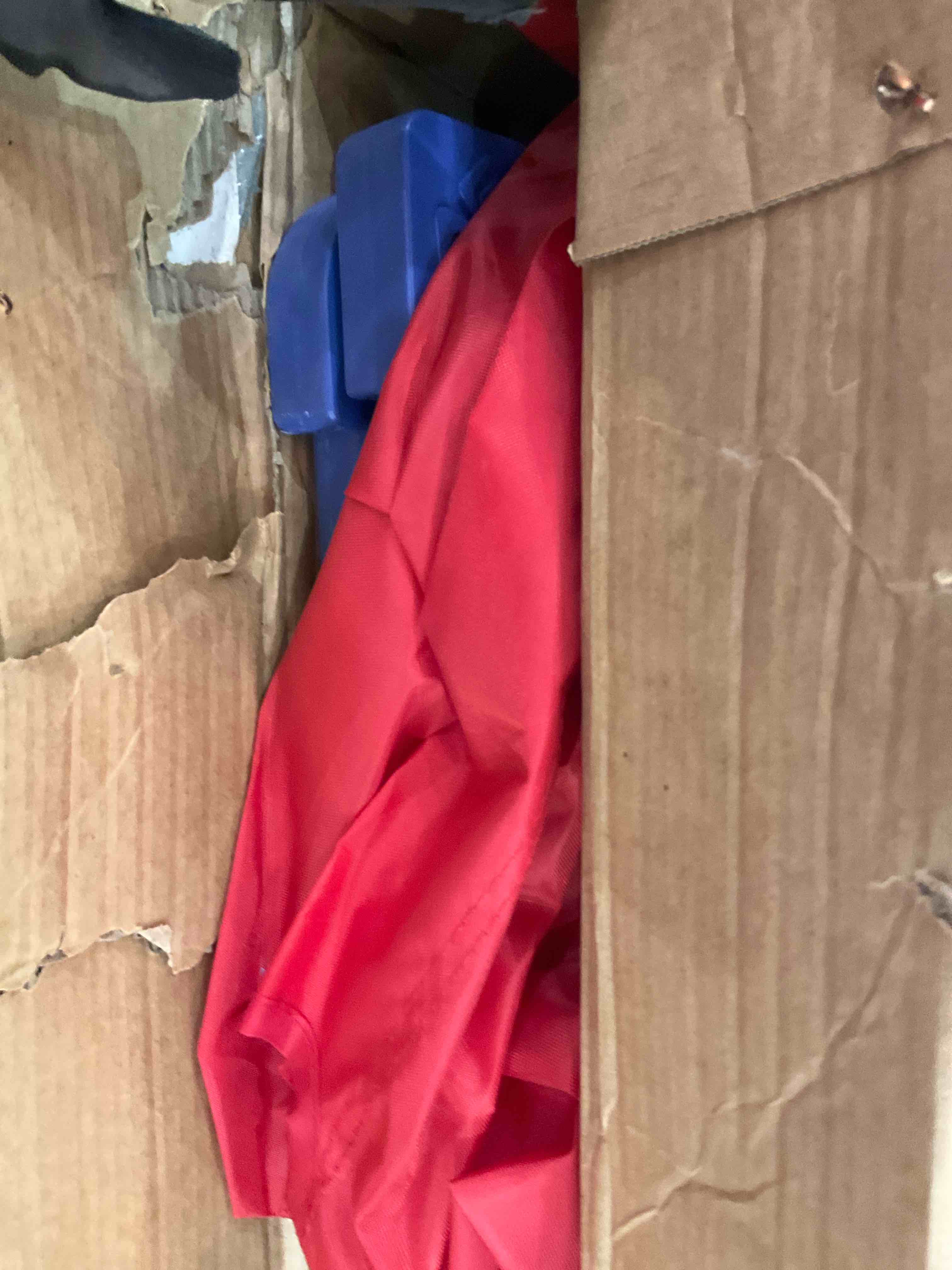 https://s3.amazonaws.com/lotting-images-prod/BargainHunt/EXS01702134_1713886822580.jpeg