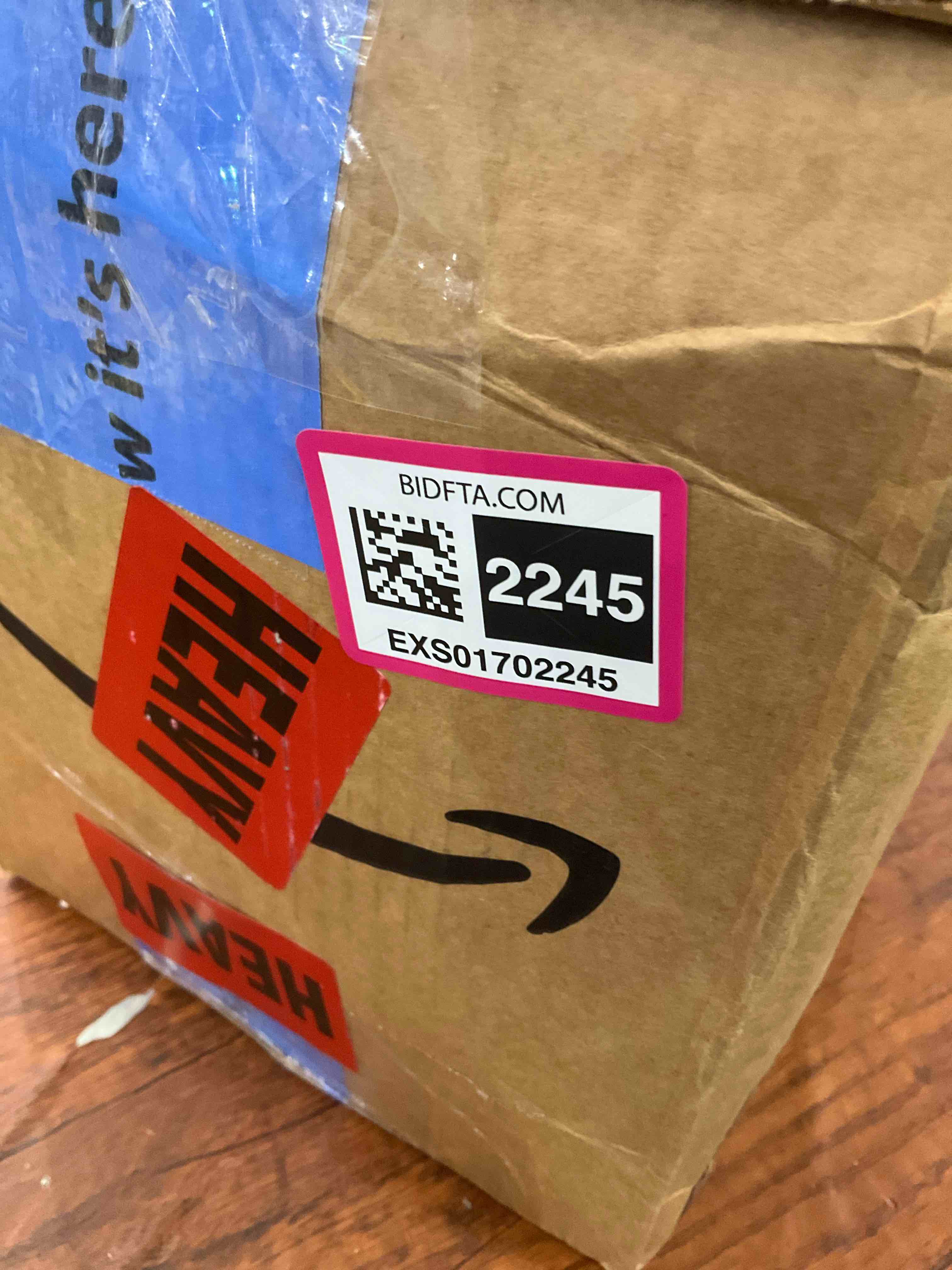 https://s3.amazonaws.com/lotting-images-prod/BargainHunt/EXS01702245_1716304784342.jpeg