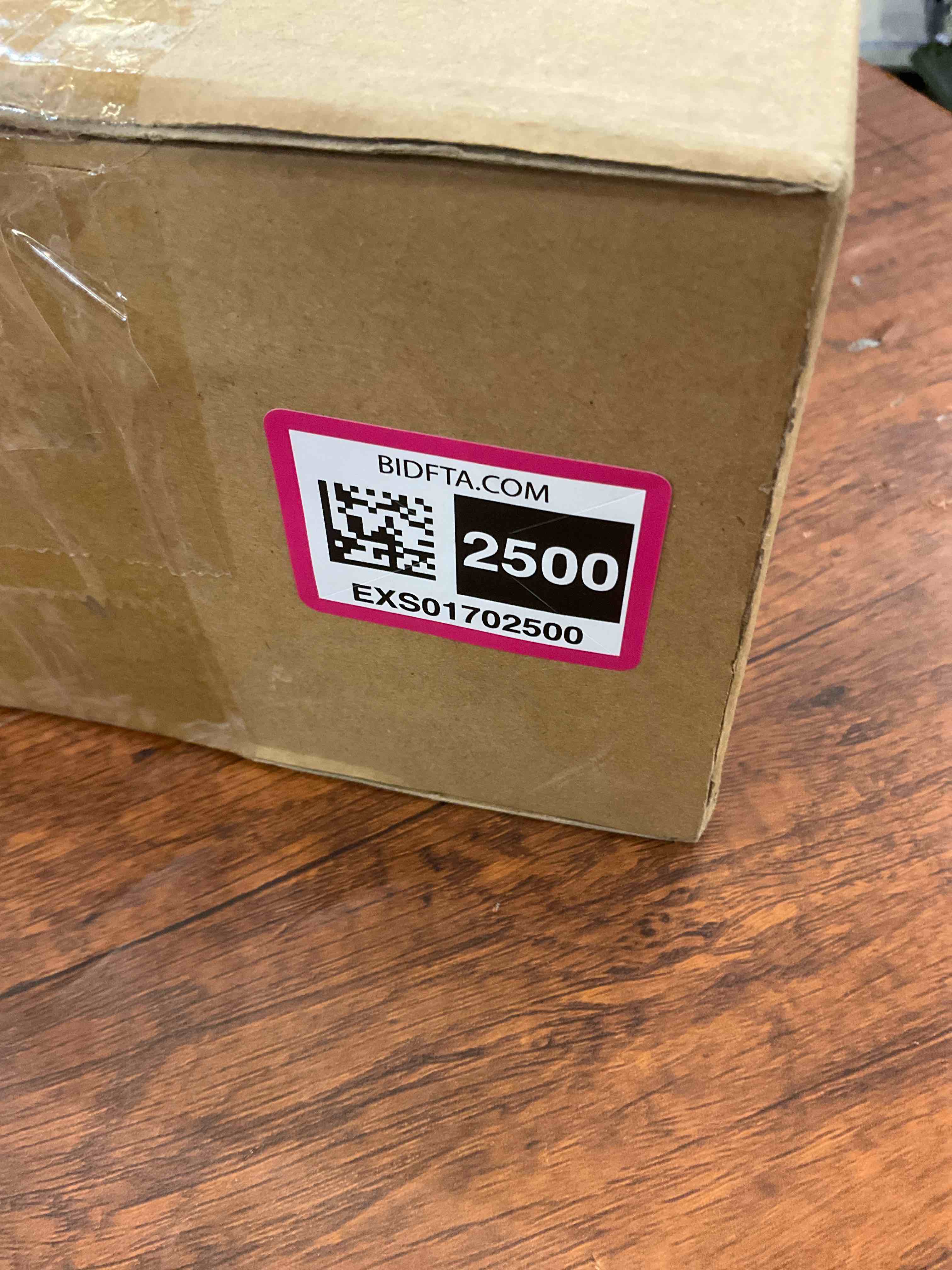 https://s3.amazonaws.com/lotting-images-prod/BargainHunt/EXS01702500_1716475132414.jpeg