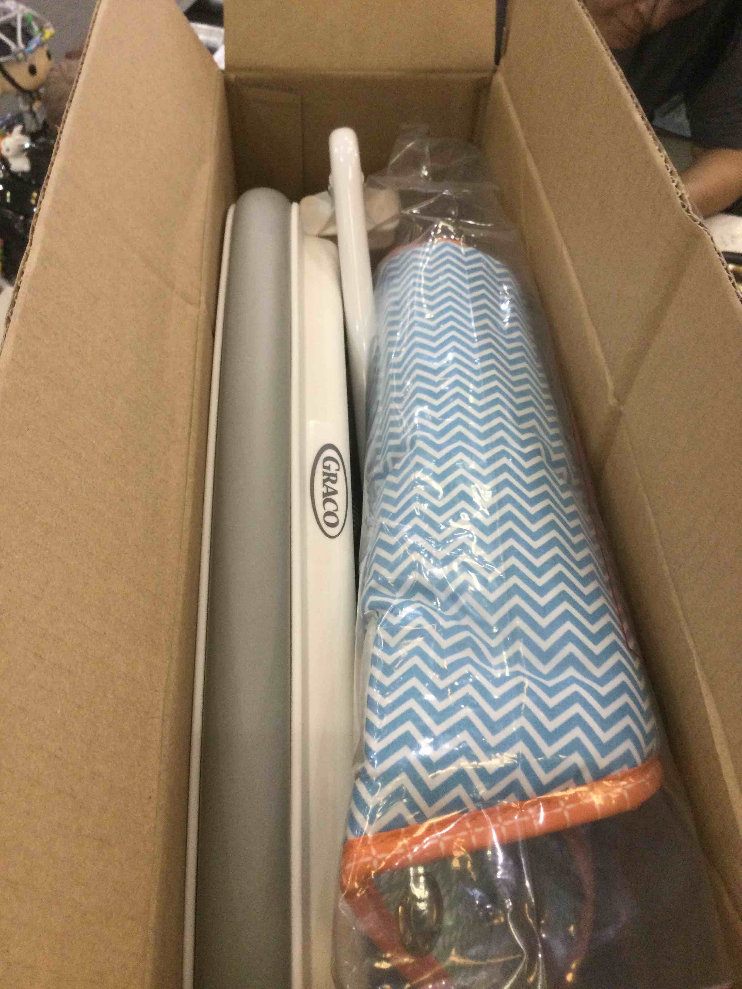 https://s3.amazonaws.com/lotting-images-prod/BargainHunt/EXS01702540_1713812022973.jpeg