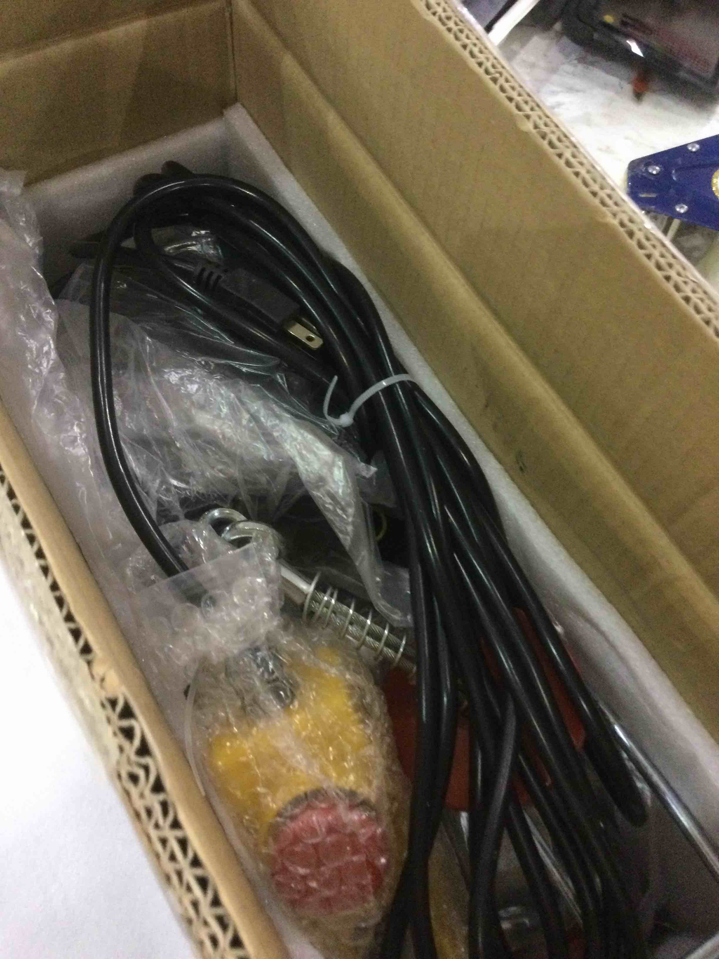 https://s3.amazonaws.com/lotting-images-prod/BargainHunt/EXS01702559_1713871800907.jpeg