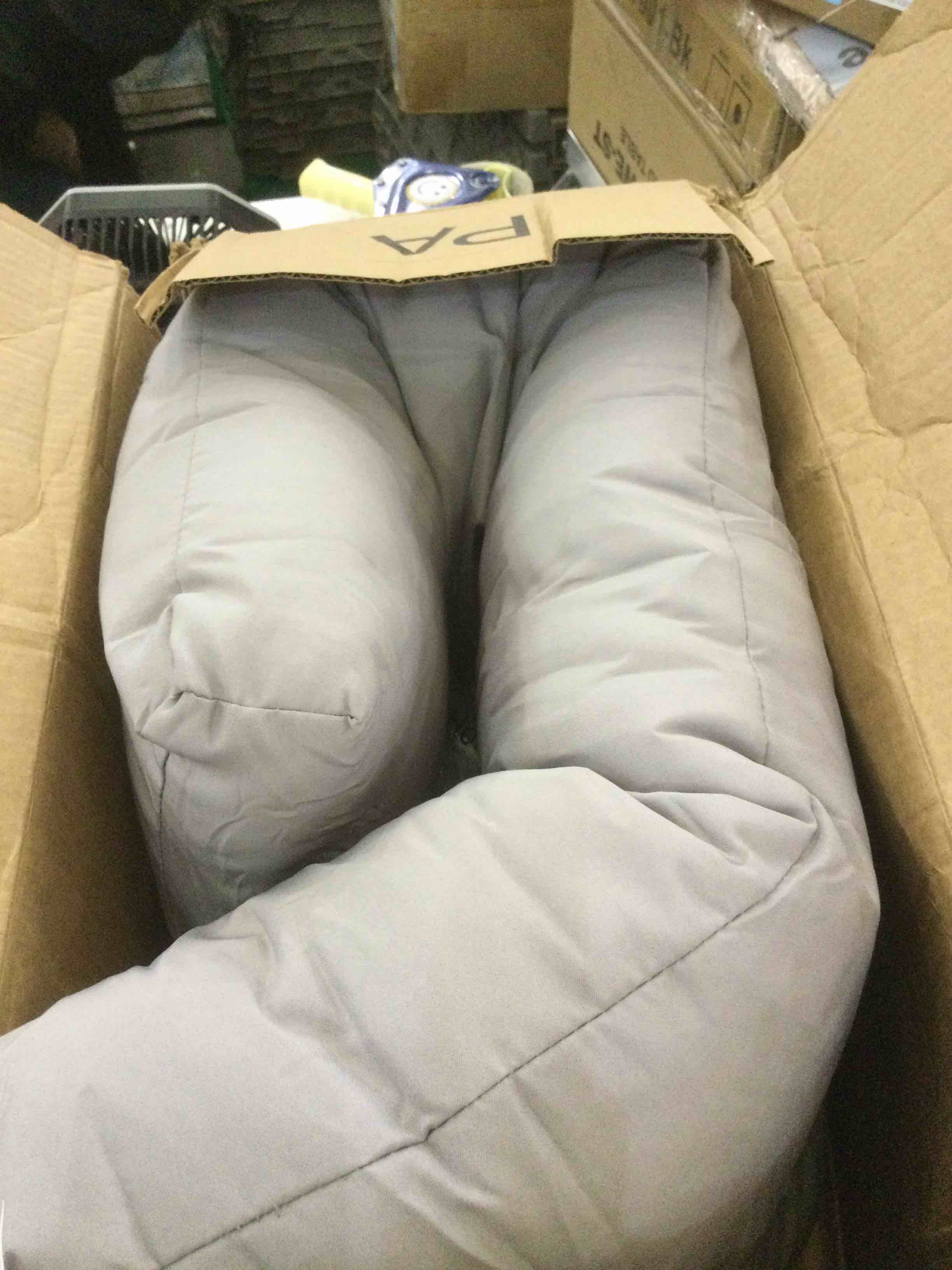 https://s3.amazonaws.com/lotting-images-prod/BargainHunt/EXS01702675_1713885508455.jpeg