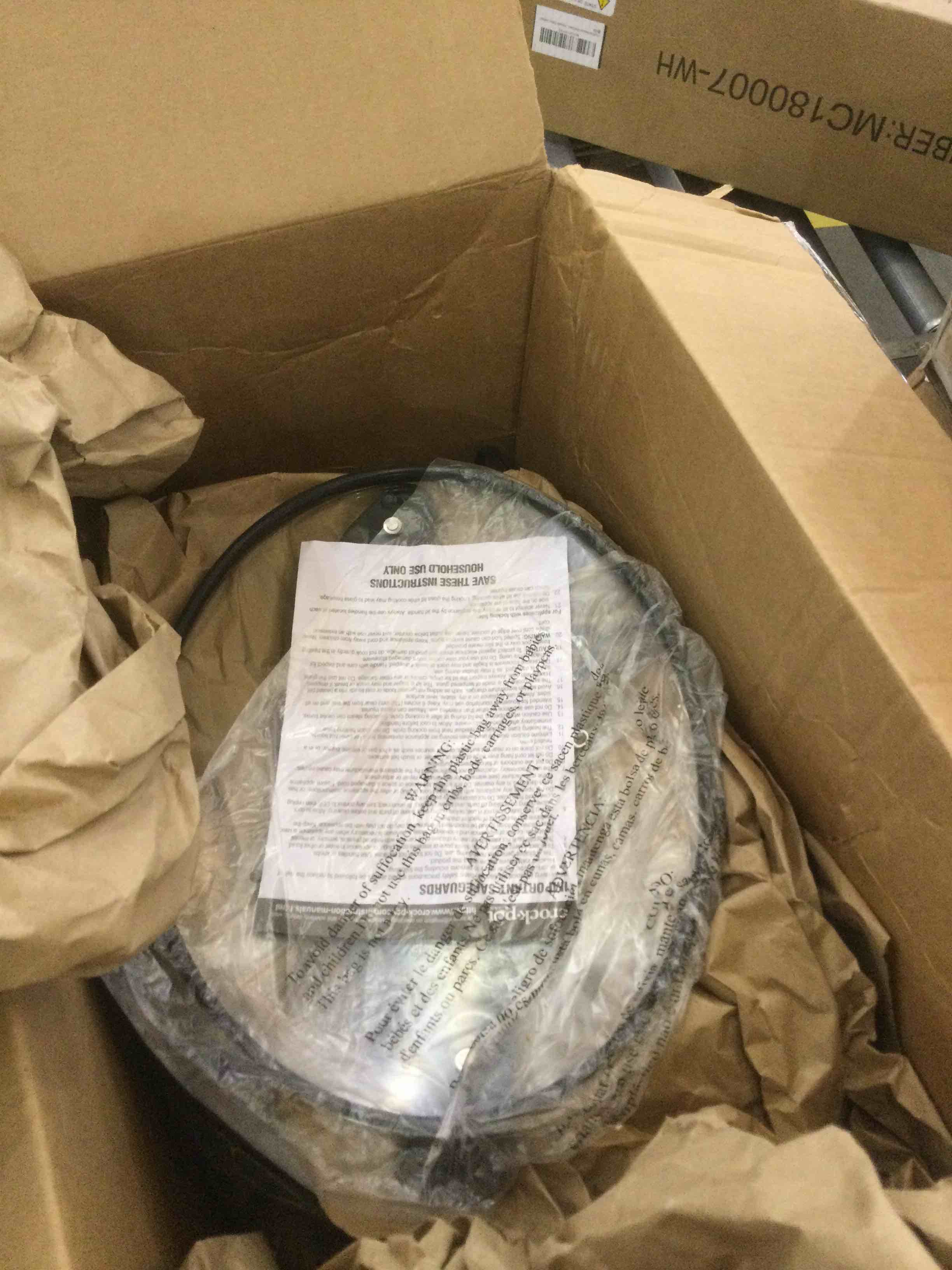 https://s3.amazonaws.com/lotting-images-prod/BargainHunt/EXS01702696_1713890828091.jpeg